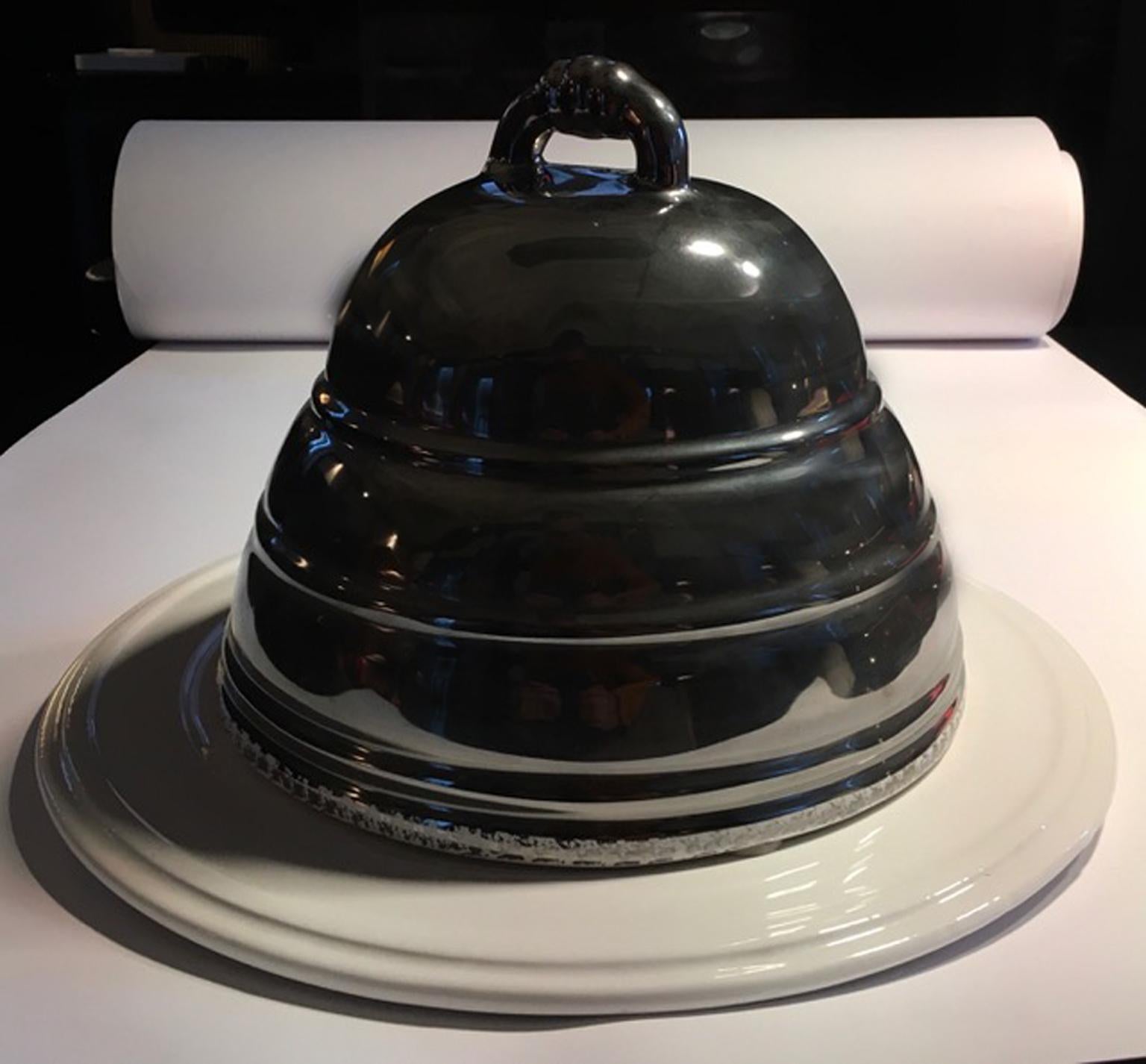 France White and Silver Ceramic Cake Dome with Circular Tray For Sale 3