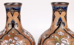 Frances E. Lee Impressionante coppia Doulton Lambeth Slaters Vaso dipinto con motivi floreali