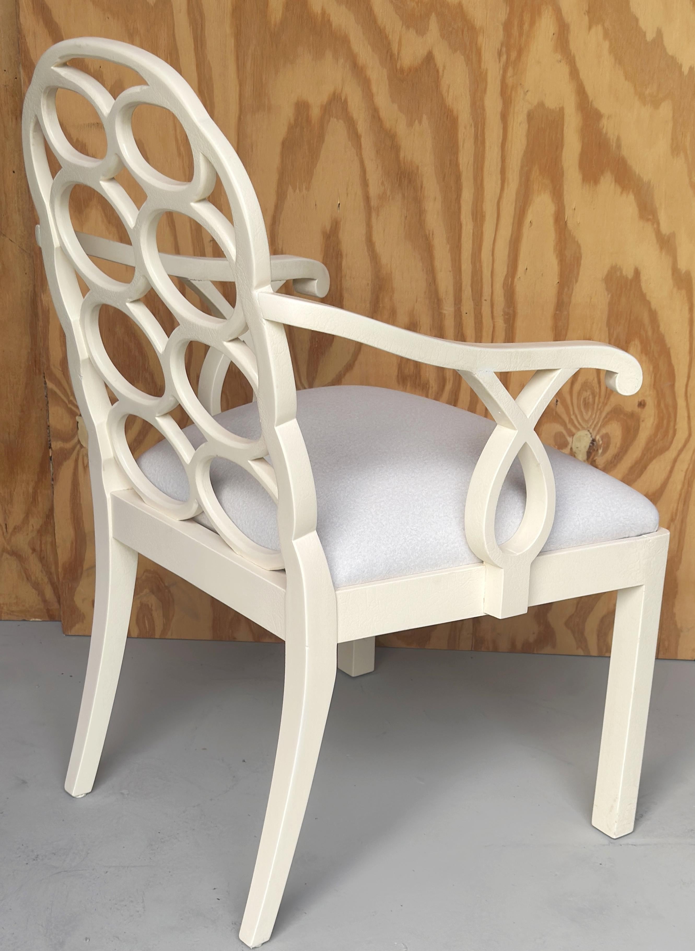 Poltrona Looping laccata bianca in stile Frances Elkins in vendita 1