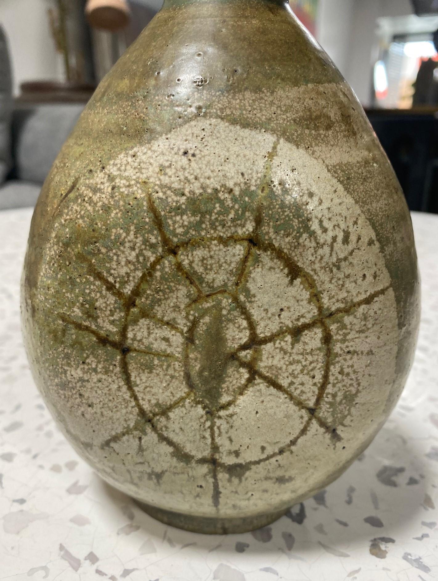 Mid-20th Century Frances Senska Signed Mid-Century Modern Montana Studio Pottery 3 Sided Art Vase
