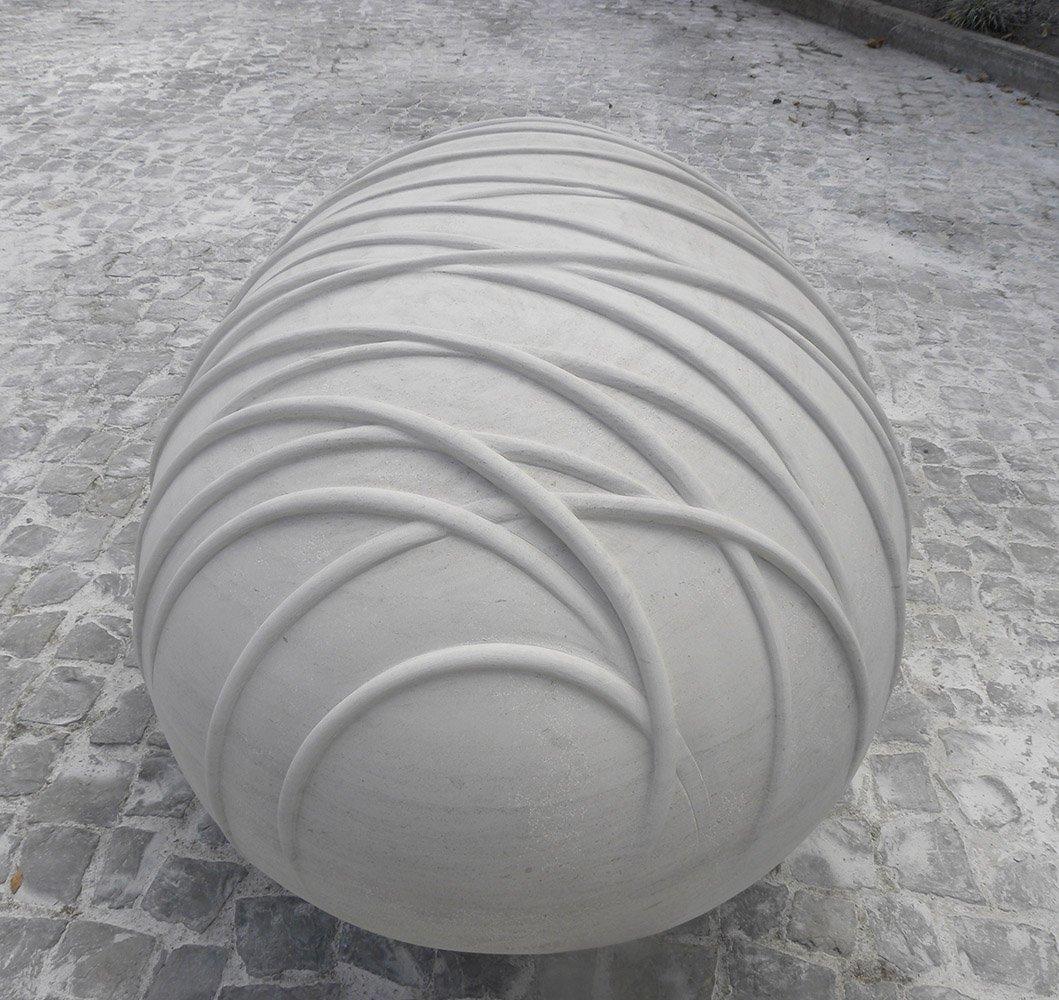 Evolution by Francesca Bernardini - Abstract sculpture, white Carrara marble For Sale 2