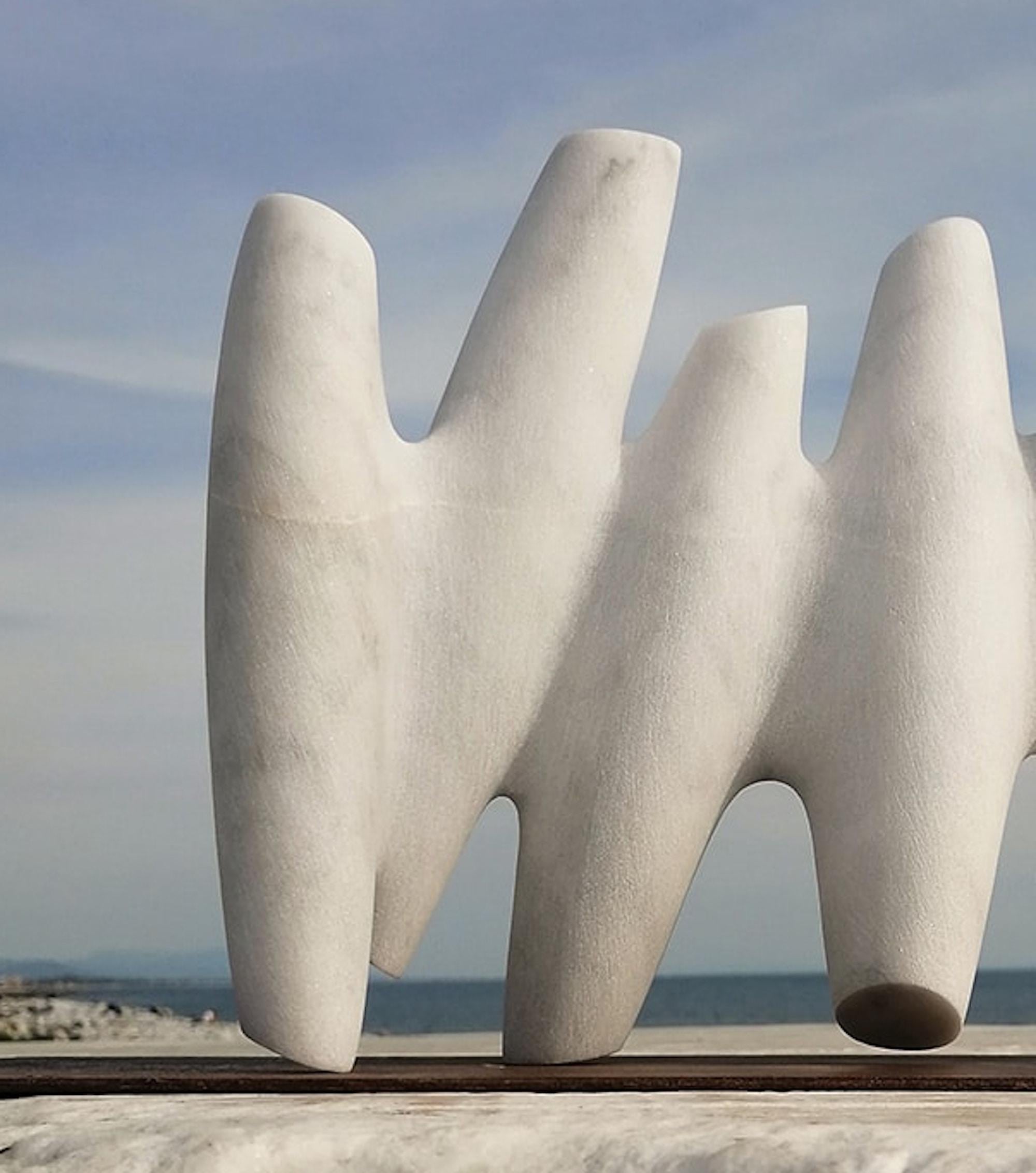 Primeras Conexiones de Francesca Bernardini - Escultura abstracta, mármol de Carrara en venta 4