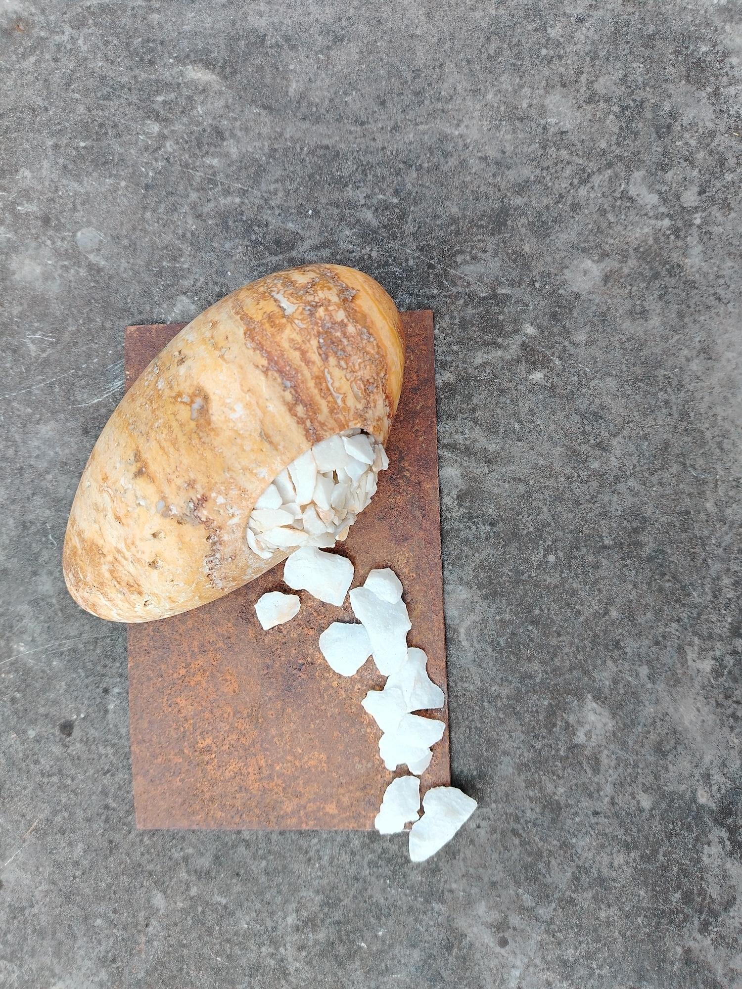 In protection by Francesca Bernardini - Abstract sculpture, Statuario marble For Sale 5
