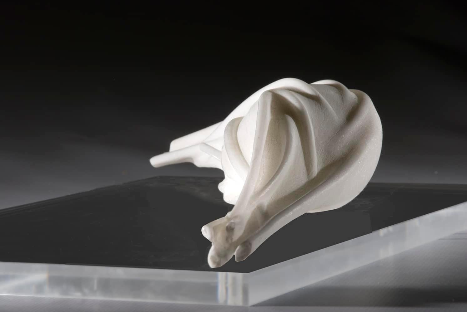 Misterio de Francesca Bernardini - Escultura abstracta, mármol de Carrara, liso en venta 1