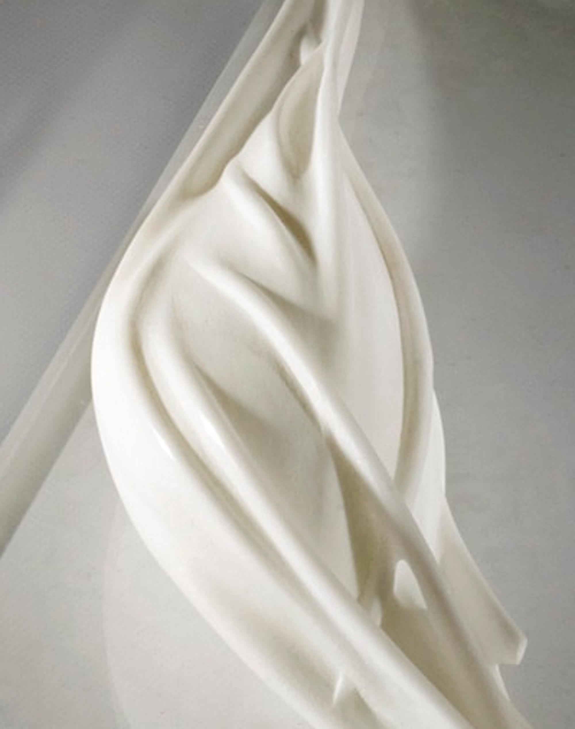Misterio de Francesca Bernardini - Escultura abstracta, mármol de Carrara, liso en venta 4