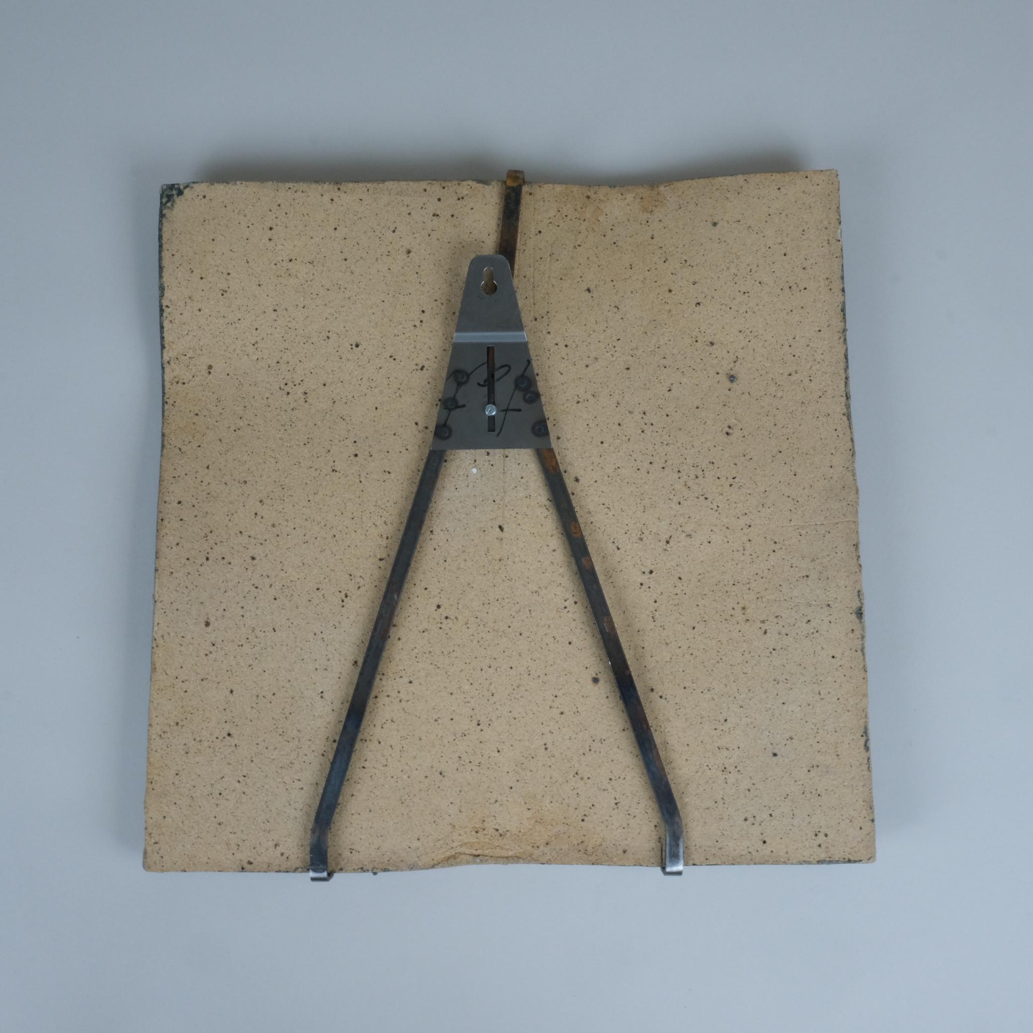 Grès porcellanato Francesca Lindh Flowers Wavy Stoneware Wall Relief, Arabia 1970s in vendita
