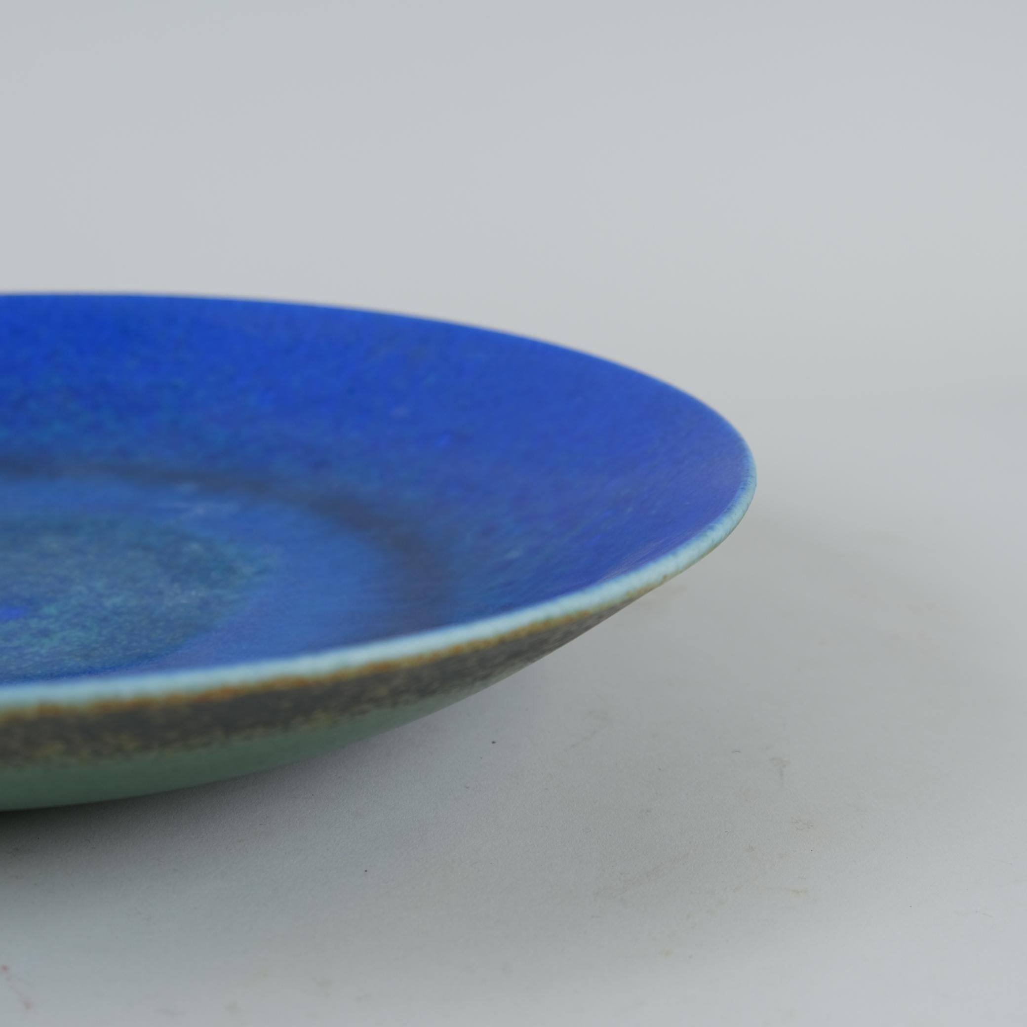 Francesca Mascitti Lindh Plato de cerámica, turquesa, azul y verde, Arabia Años 70 en venta 1