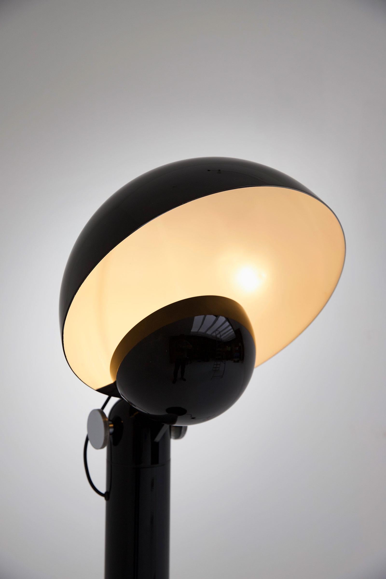 Lacquered  Francesco Buzzi black Cuffia Floor Lamp for Bieffeplast in 1969