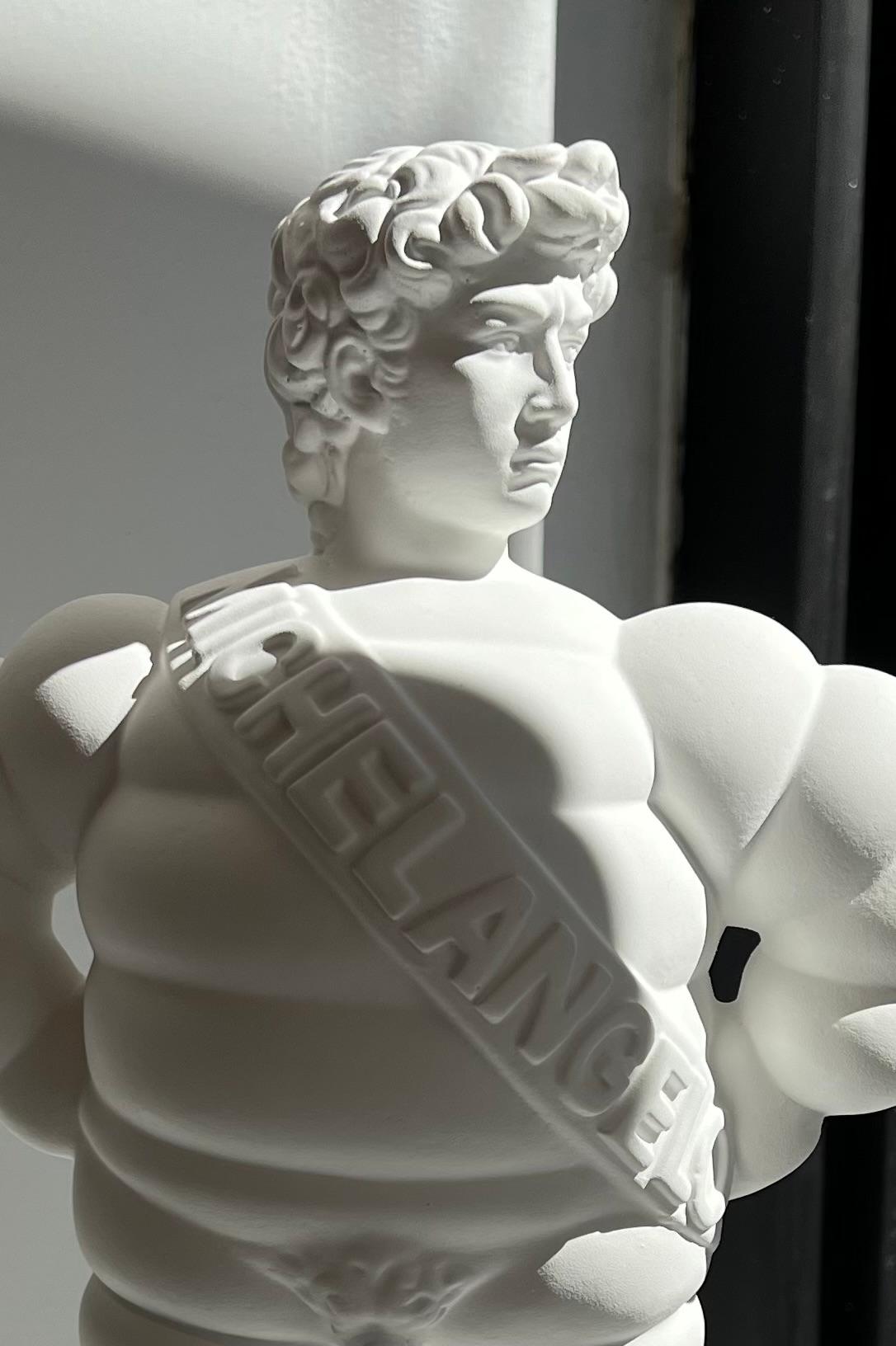 Michelangelo pop art sculpture white resin contemporary figurative  - Contemporary Sculpture by Francesco de Molfetta