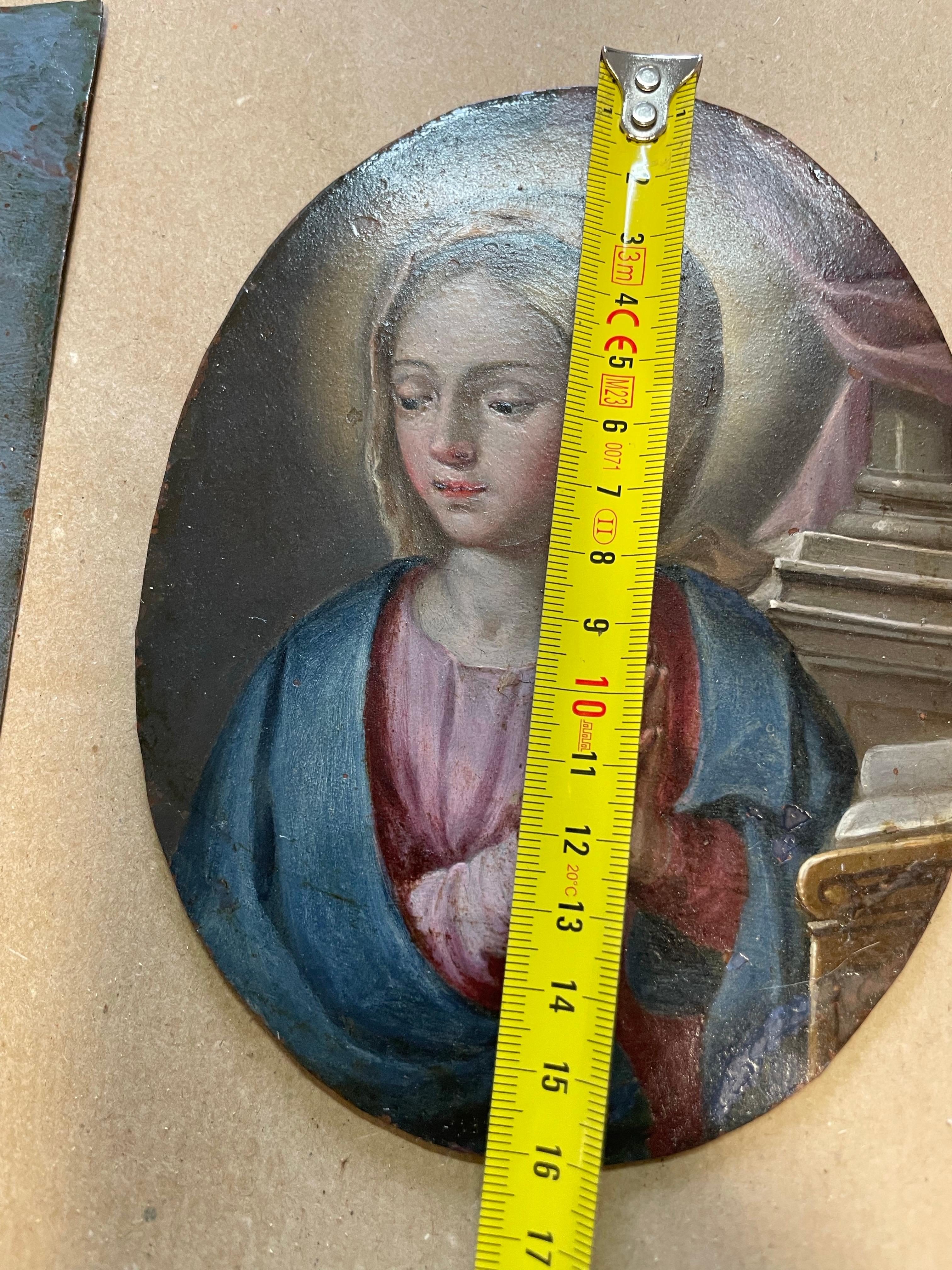 Vierge en prière - huile sur cuivre, école napolitaine, début du XVIIIe siècle

Petite peinture dévotionnelle à l'huile sur cuivre. 
Le panneau ovale mesure environ 14 × 11 cm. 
Entourage de Francesco de MURA

Les couleurs sont lumineuses et bien