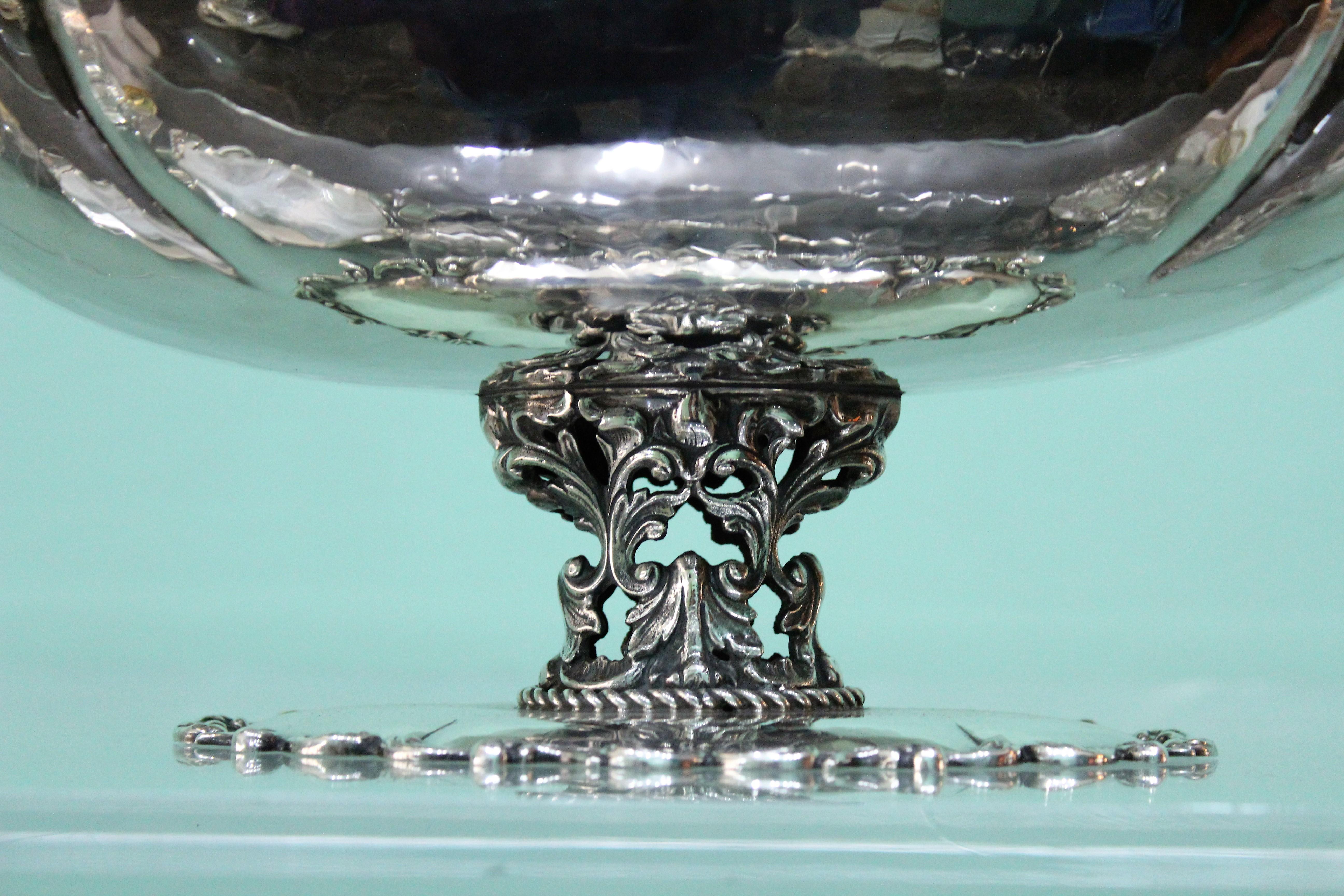 Cast Francesco Di Fede 20th Century Italian Silver Embossed Centrepiece, 1950s For Sale