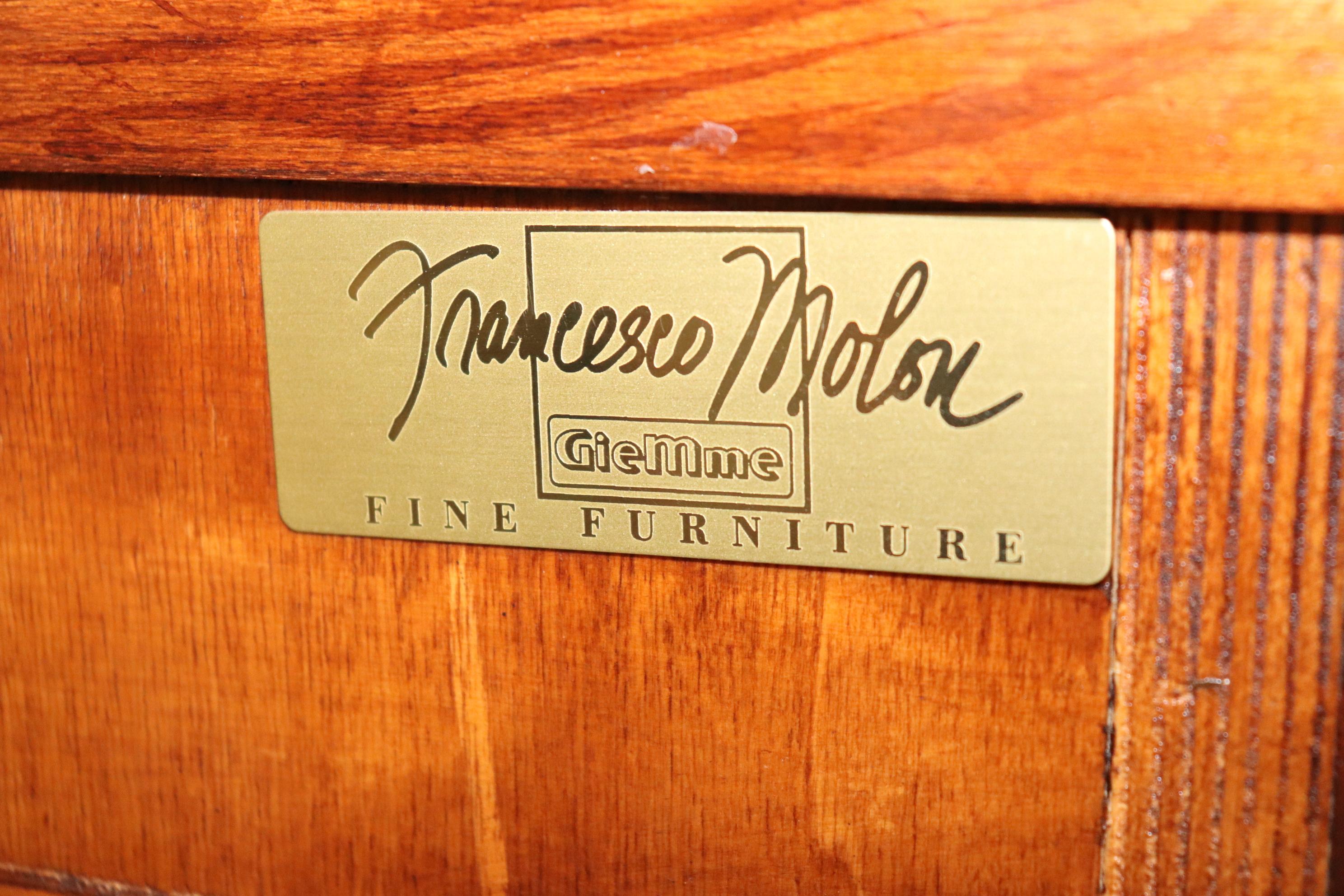 Miroir Table console en bois de satin incrusté figuratif de style néo-égyptien italien Francesco Molon en vente