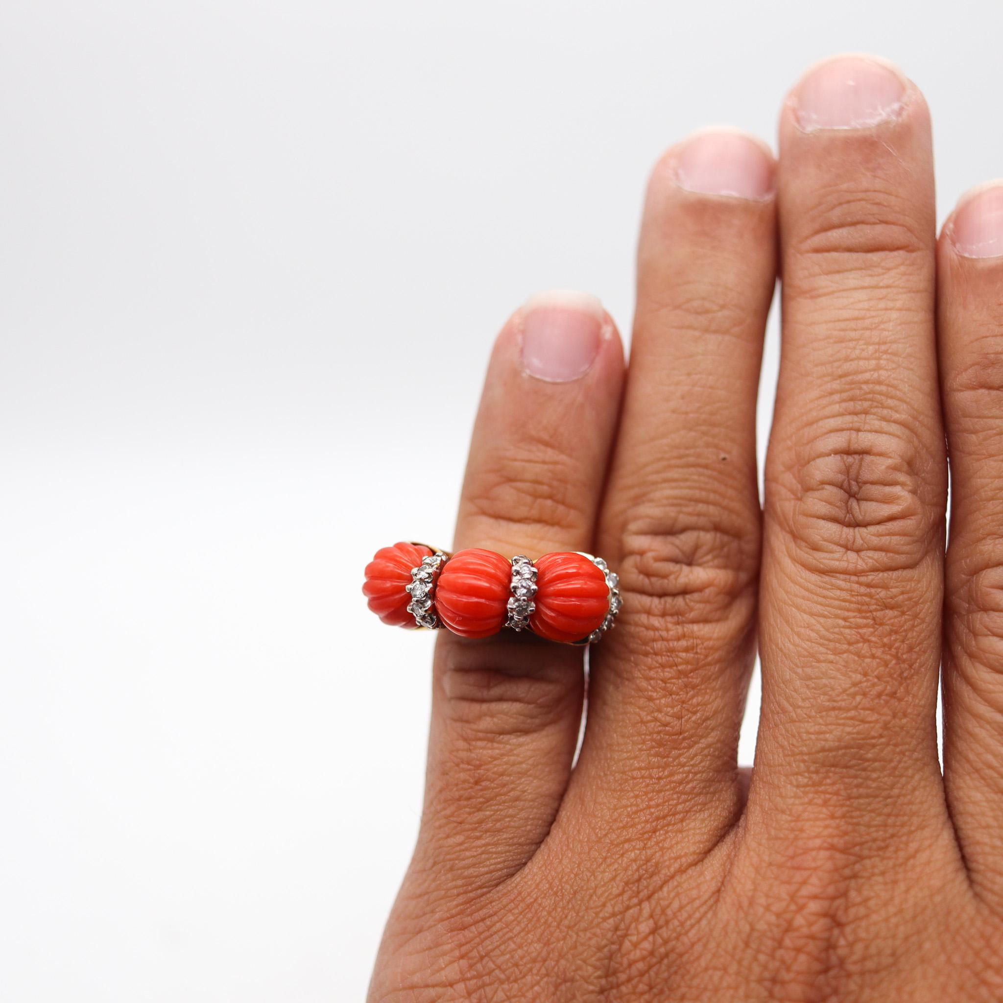 Francesco Passaretta 1970 Fluted Sardinian Coral Ring In 18Kt Gold With Diamonds For Sale 1