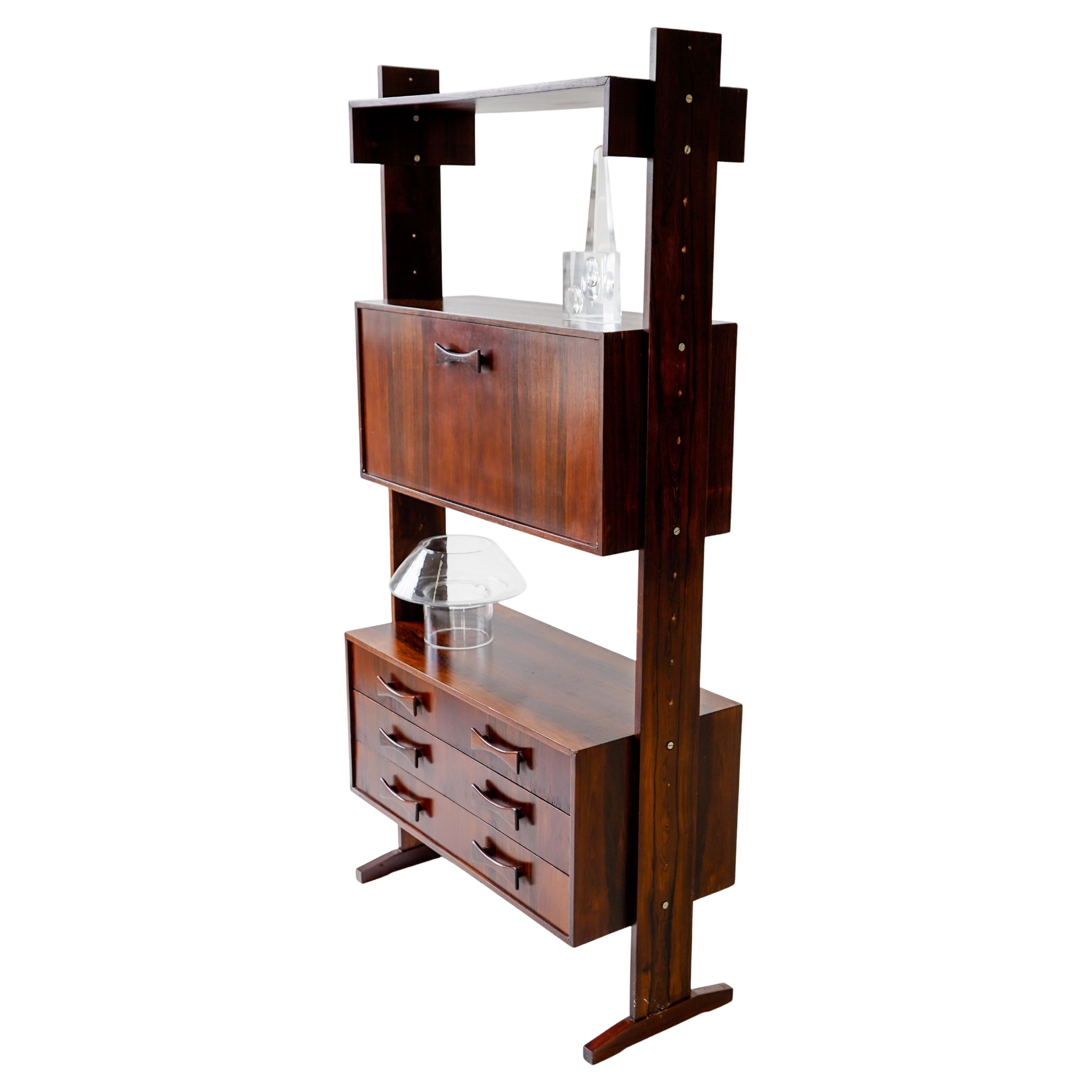 Libreria "Novo Rumo" di Francesco Scapinelli, Brasile, metà secolo moderno, 1960