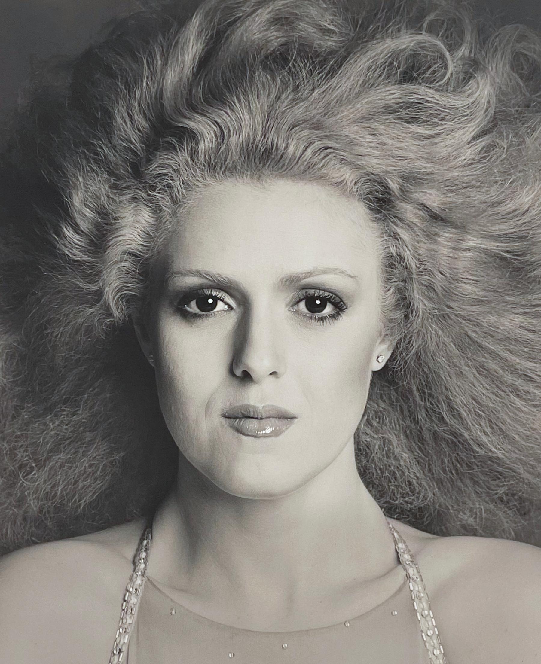 Francesco Scavullo Black and White Photograph – Bernadette Peters, 1977