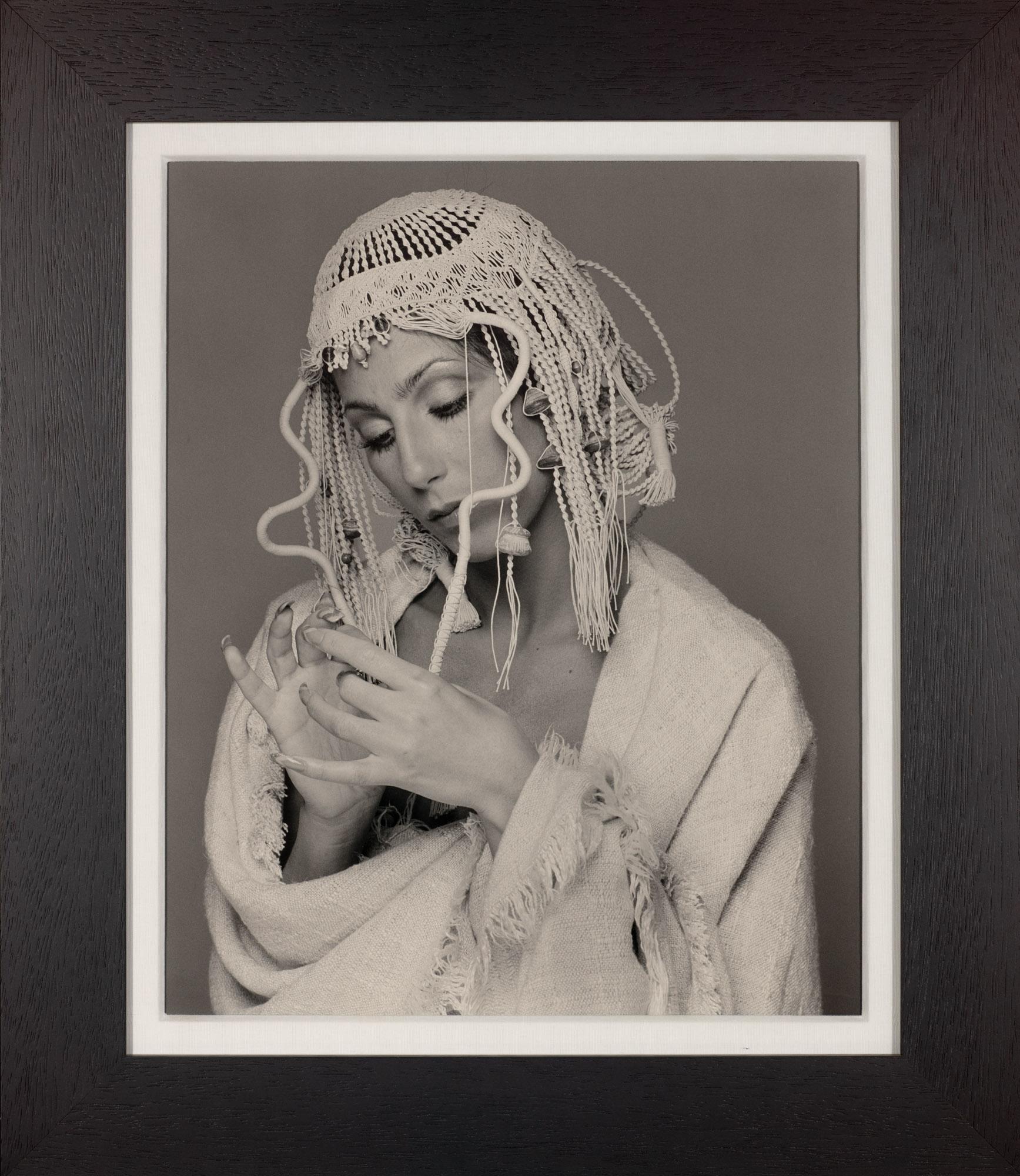 Cher, (Lied) 1974/2004 (Zeitgenössisch), Photograph, von Francesco Scavullo