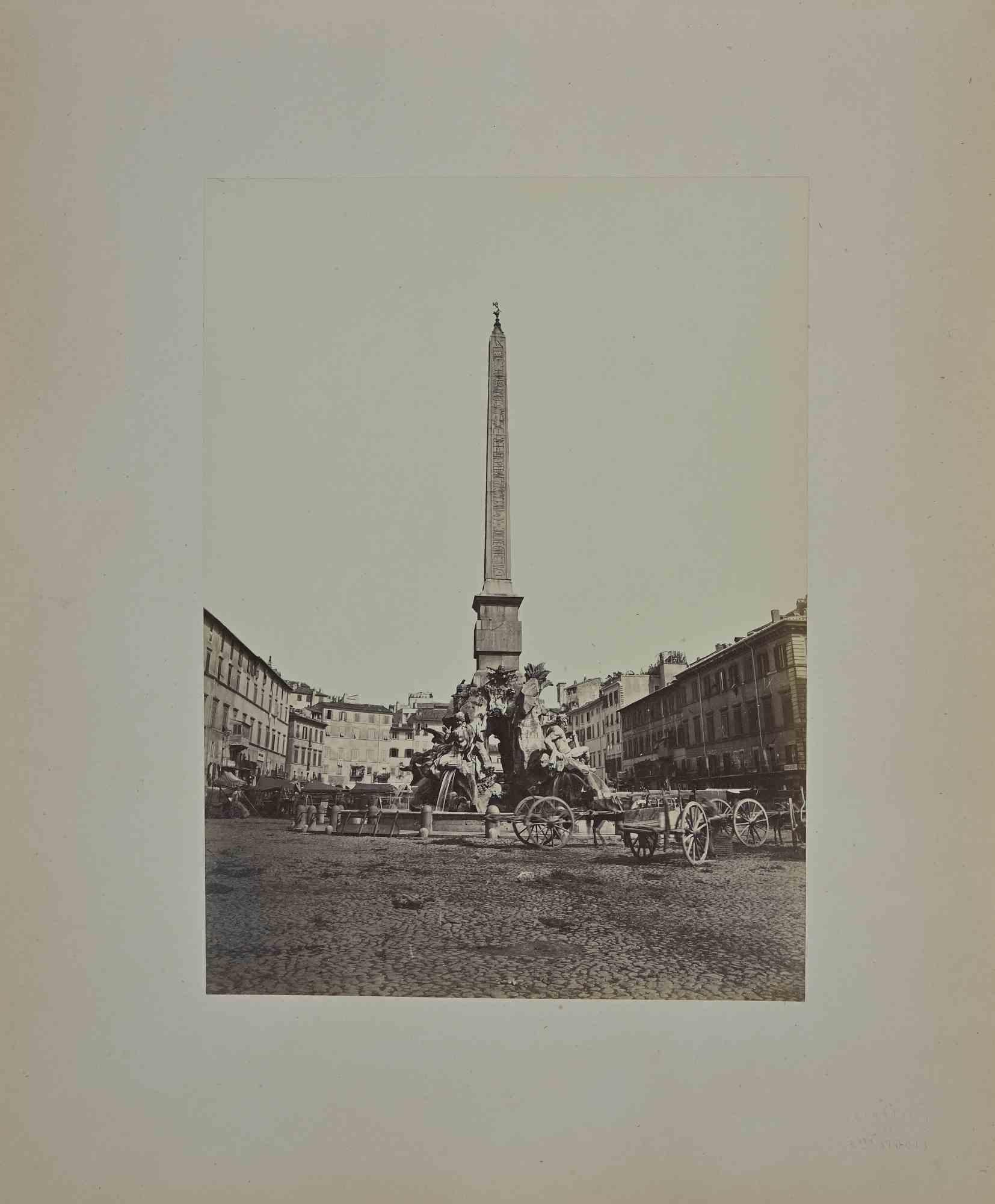 Francesco Sidoli Black and White Photograph - Ancient View of Piazza Navona - Photograph by F. Sidoli - Late 19th Century