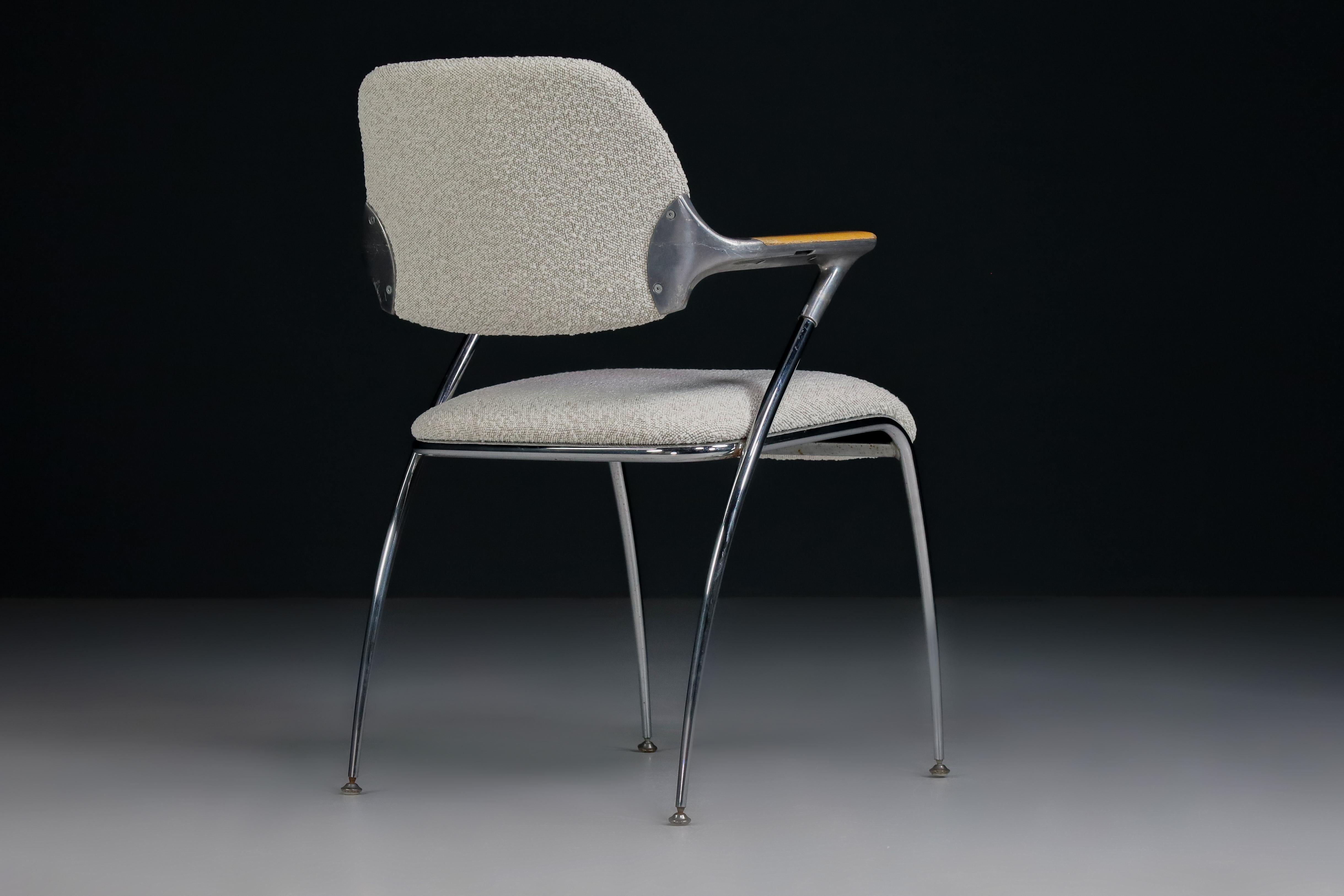 Aluminium Francesco Zaccone for Thonet Golf Chairs in New Bouclé Upholstery, Allemagne 1970 en vente