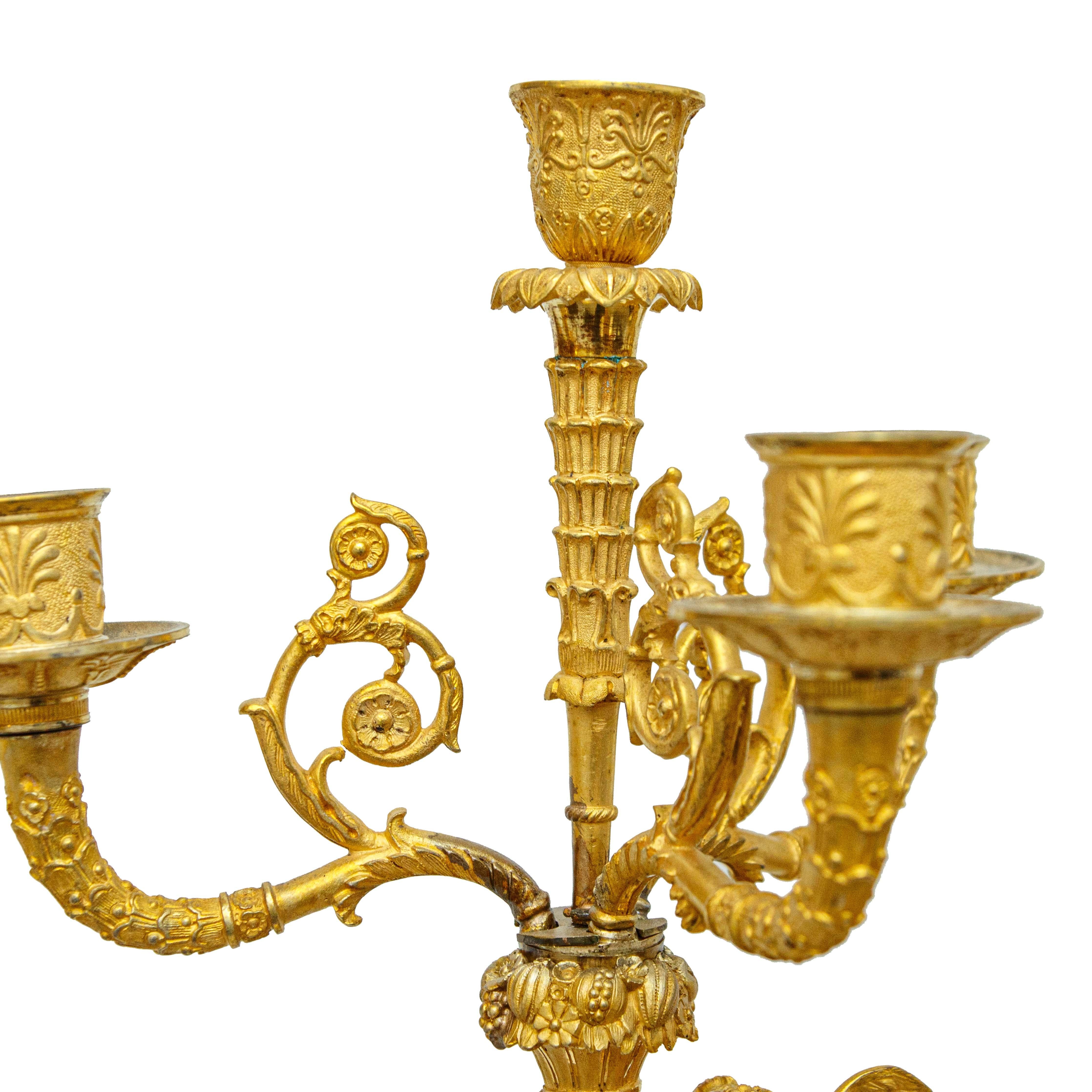 Francia, epoca Impero, Coppia di candelabri a quattro luci in vendita 5