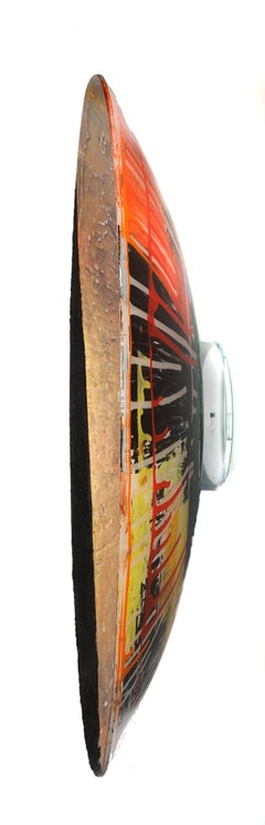 Vase A-21, pièce sculpturale en cuivre chaud de technique mixte, texturée, de 91,44 cm de diamètre