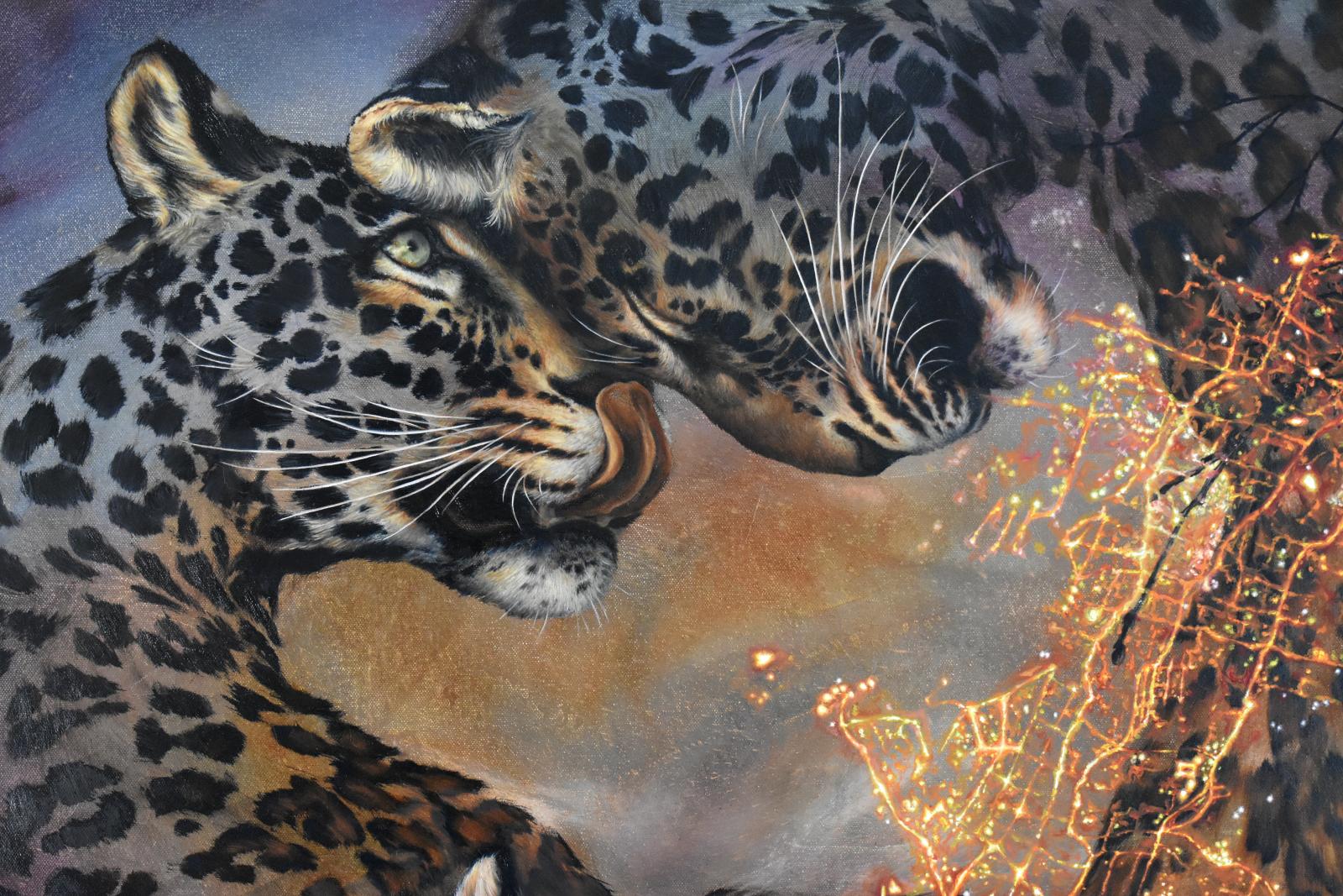 Leoparden von Mumbai, Leopard, Tier, Bäume, Grau, Gold Natur inspirierte Malerei im Angebot 2