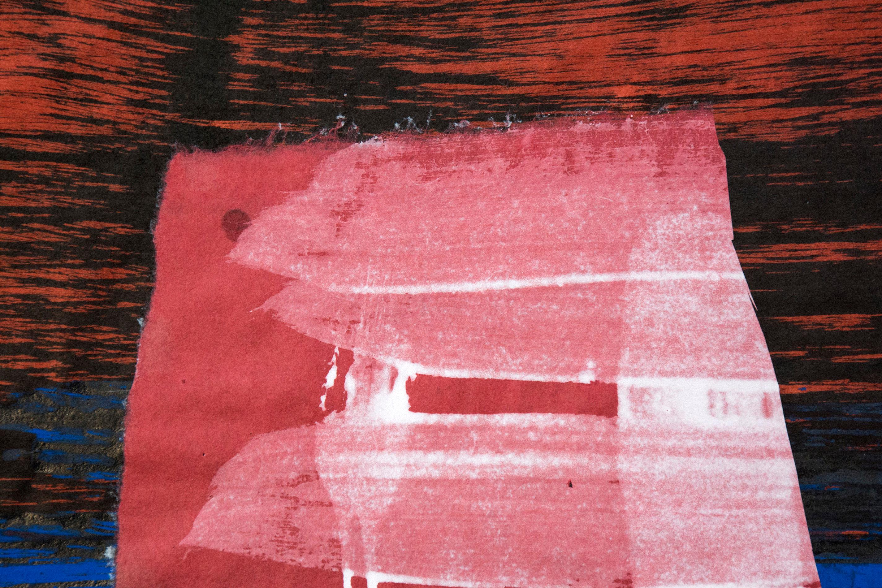 Listening to Scarlatti in Red – kühn, geometrisch, abstrakt, Collage auf Papier – Painting von Francine Simonin