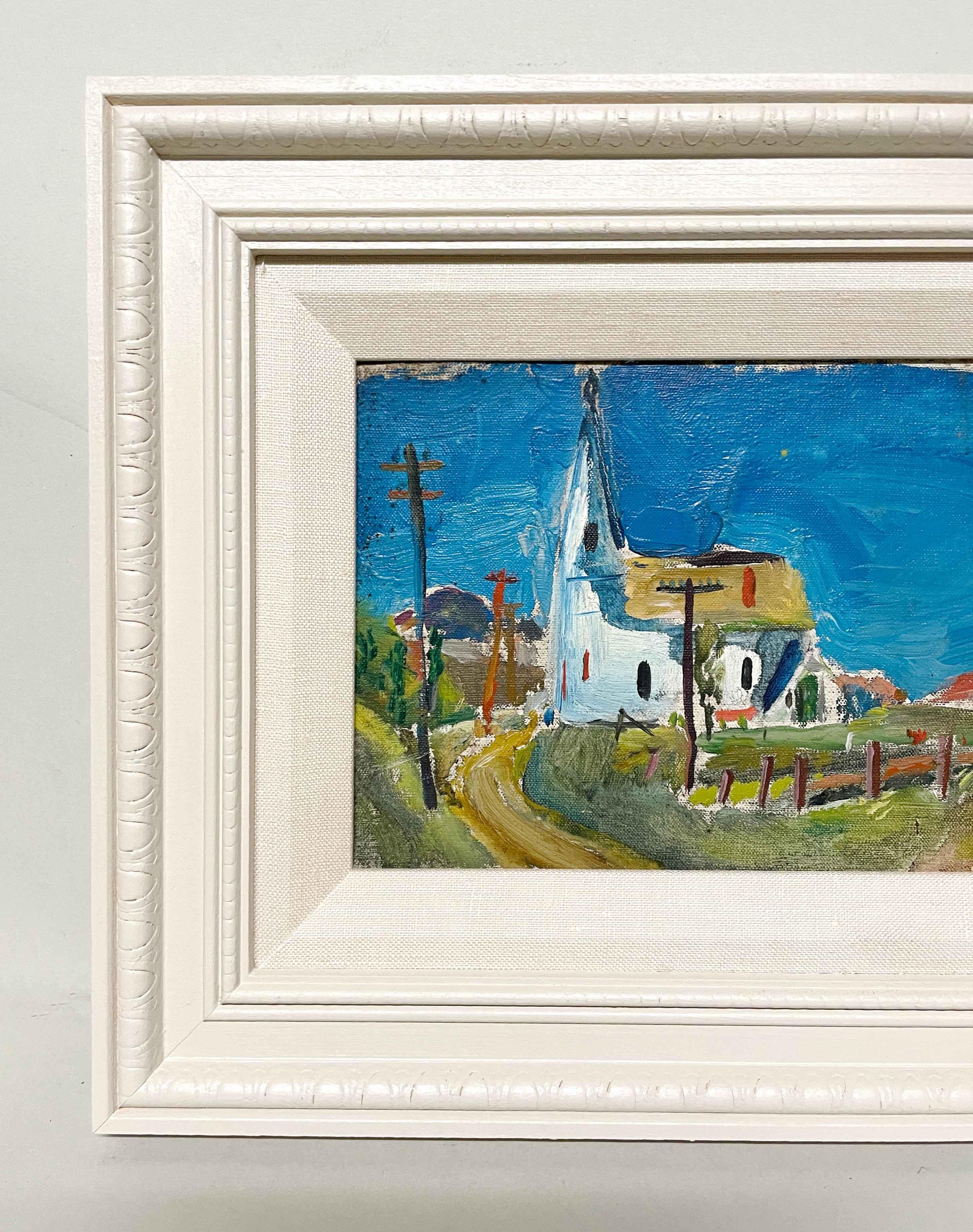 Tableau de paysage joyeux, scène américaine des années 1930 avec église et route de campagne - Bleu Landscape Painting par Francis Chapin