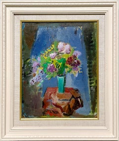 Alegre bodegón de mediados de siglo de un colorido ramo de flores