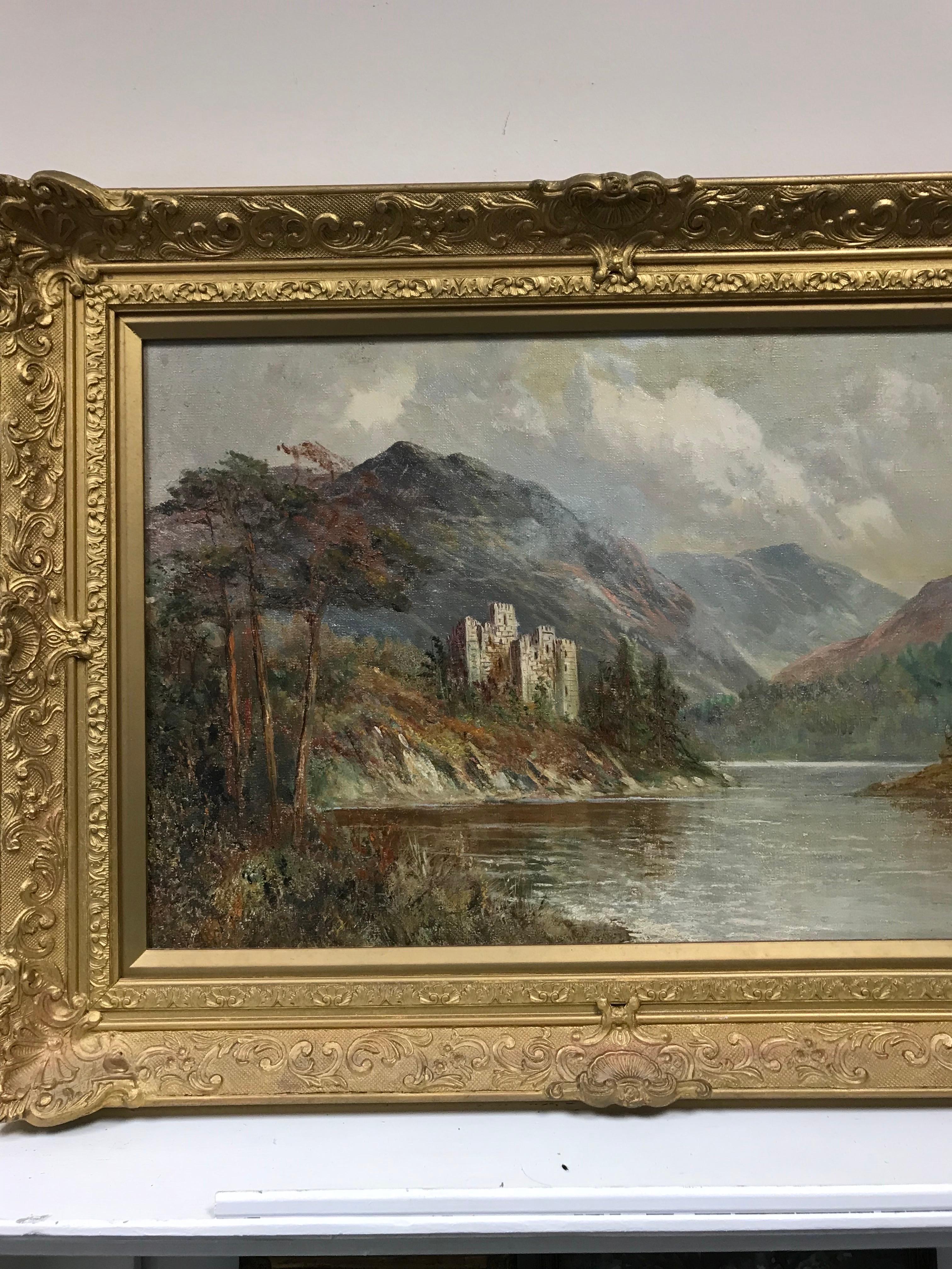 Pintura al Óleo Escocesa Antigua Castillo de pie en Loch Waters, firmada en venta 1