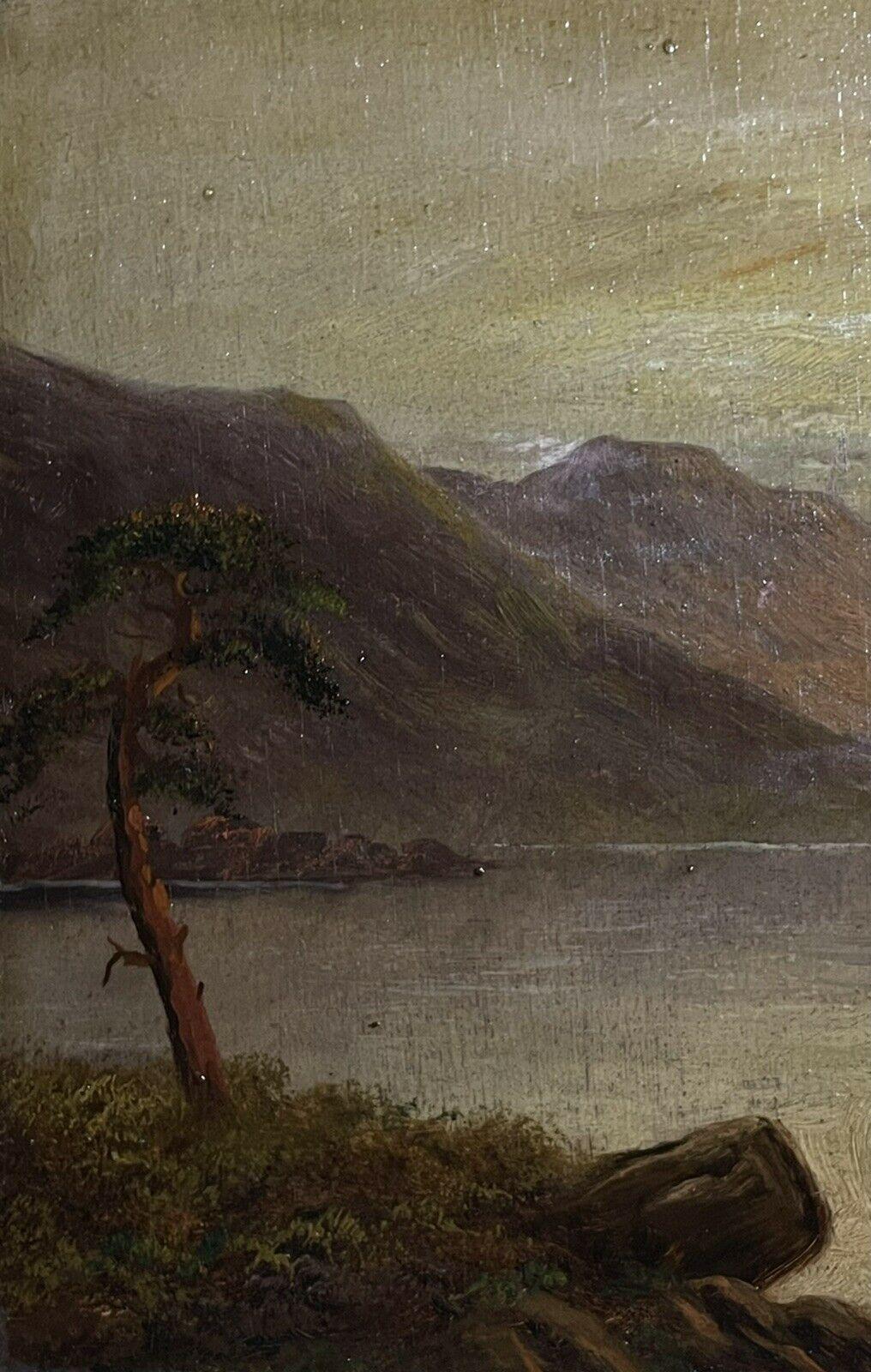 Tramonto sul Loch delle Highlands scozzesi, dipinto a olio d'epoca firmato - Landscape Painting Marrone di Francis E. Jamieson