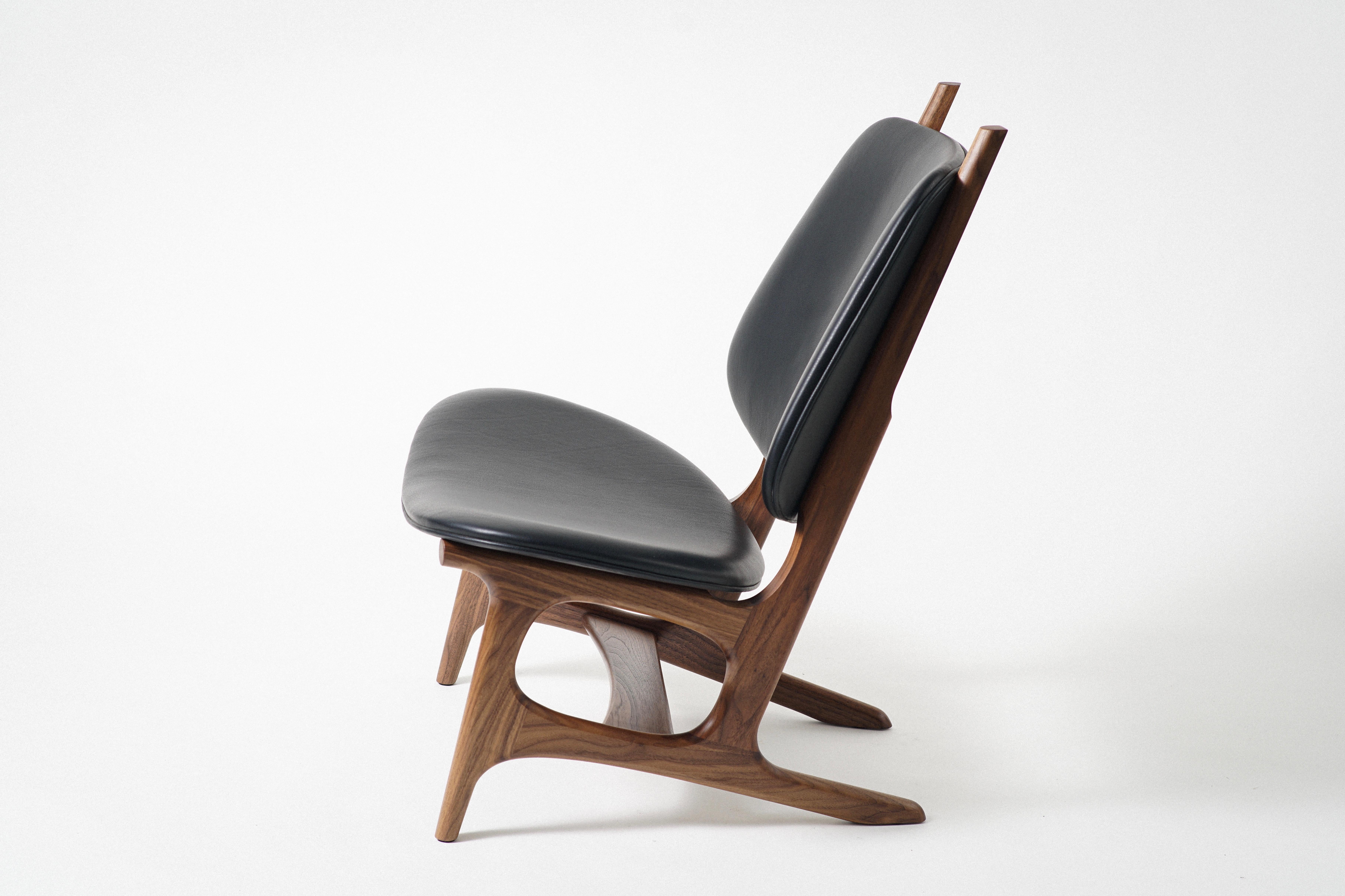 Modern Francis Easy Chair with Walnut Frame and Leather Upholstery For Sale