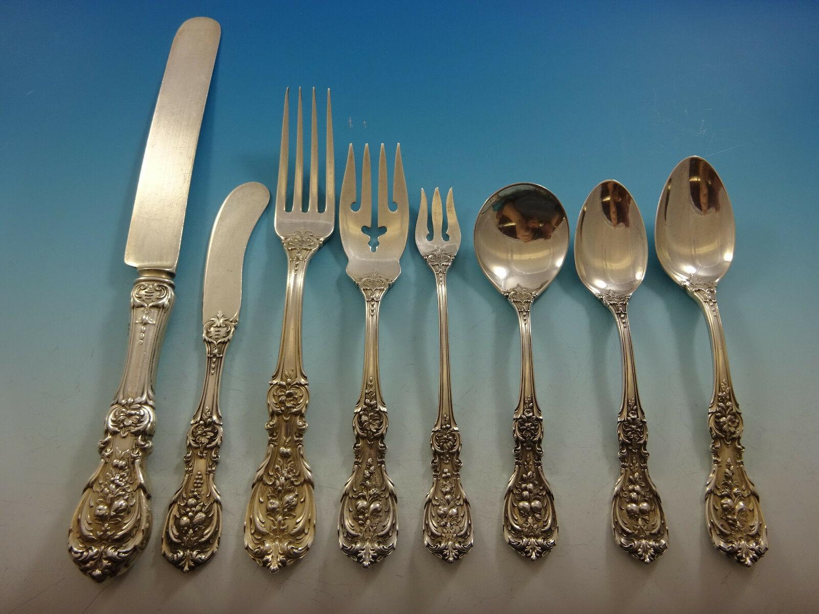 Exceptional Old Francis I by Reed & Barton sterling silver flatware set - 89 pieces. This set has fabulous crisp detailing and includes:

10 knives with blunt silver plated blades, 9 1/4