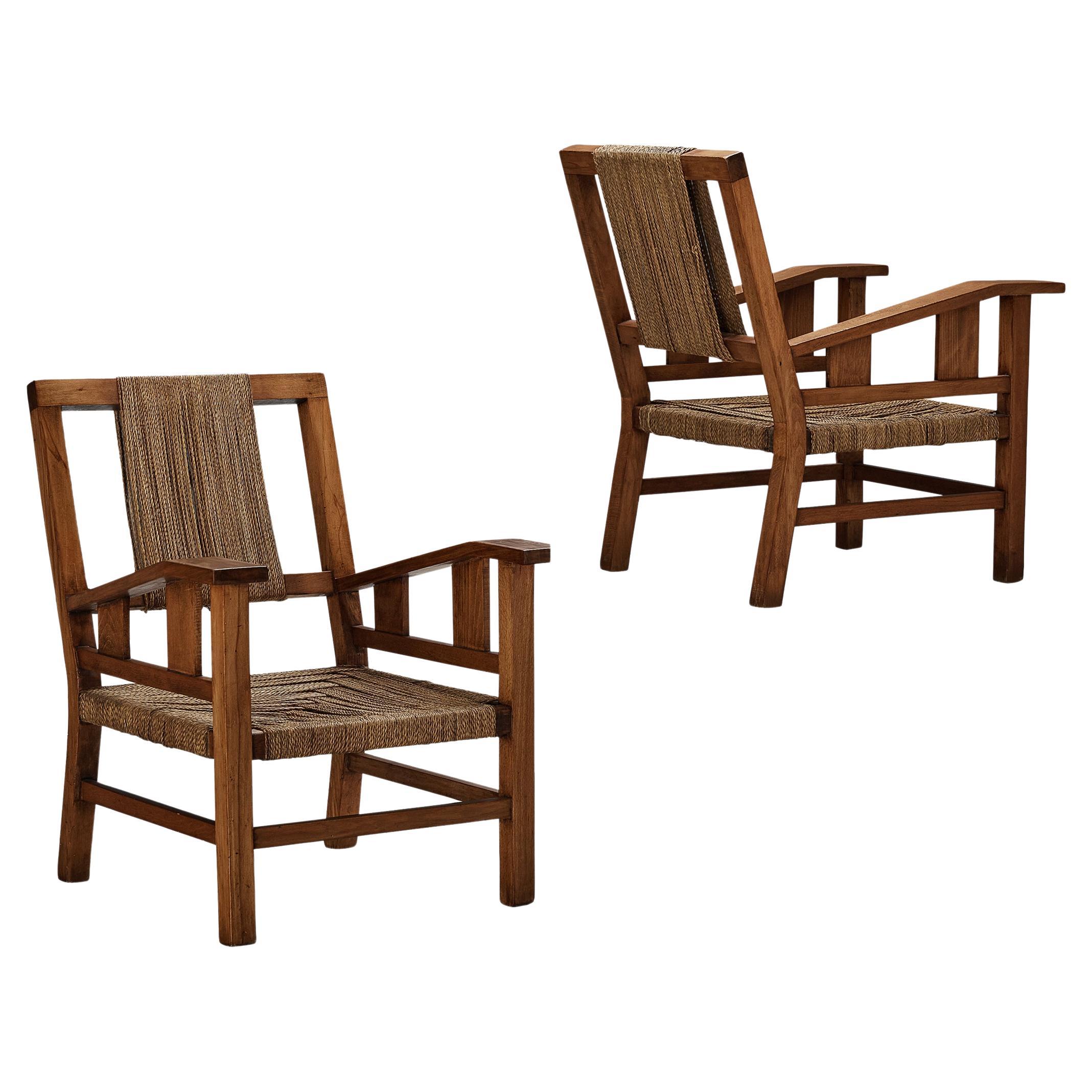 Straw store patio chair