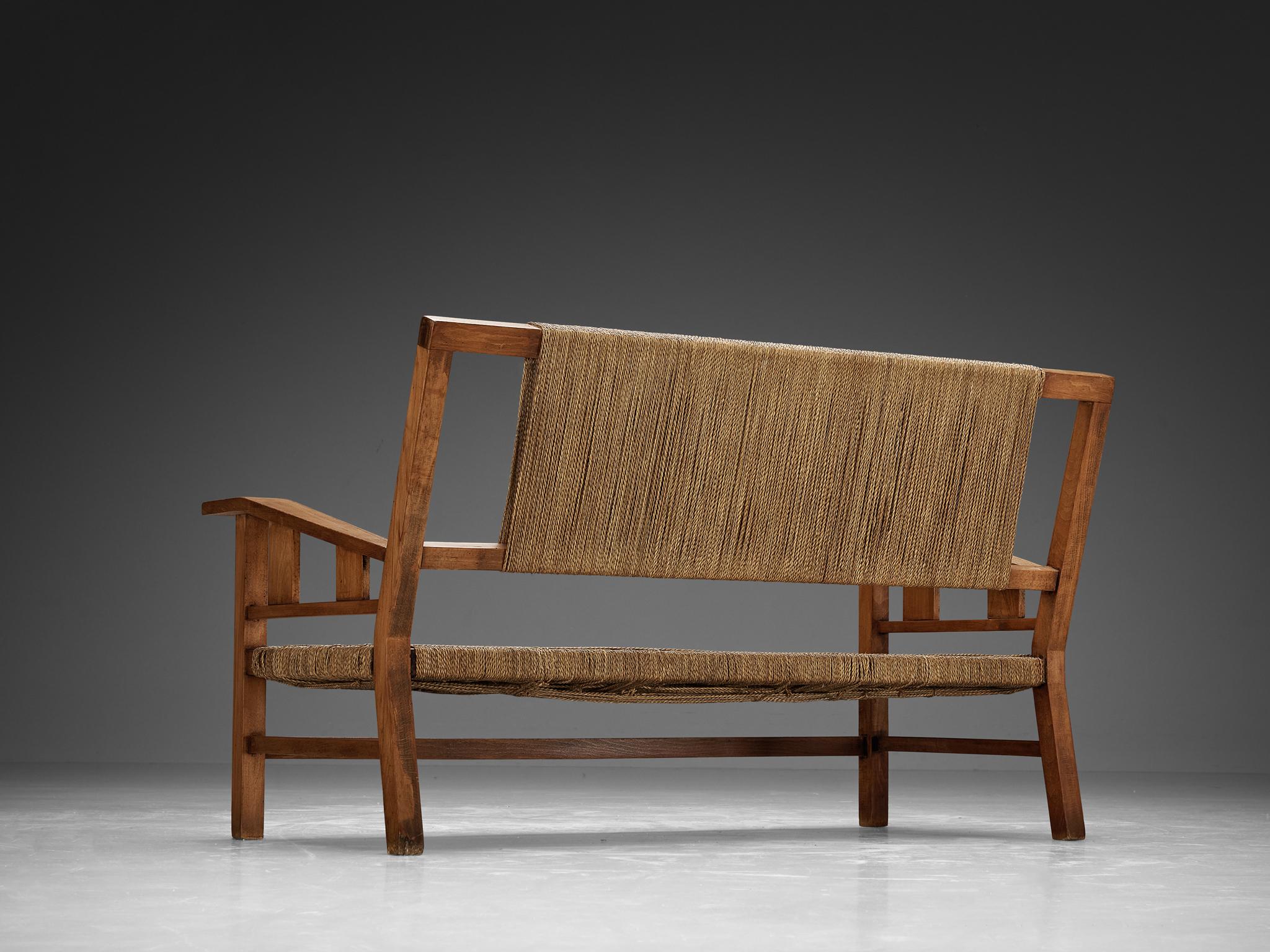 Francis Jourdain Sofa oder Bank aus gewebtem Stroh und Holz  (Rustikal) im Angebot