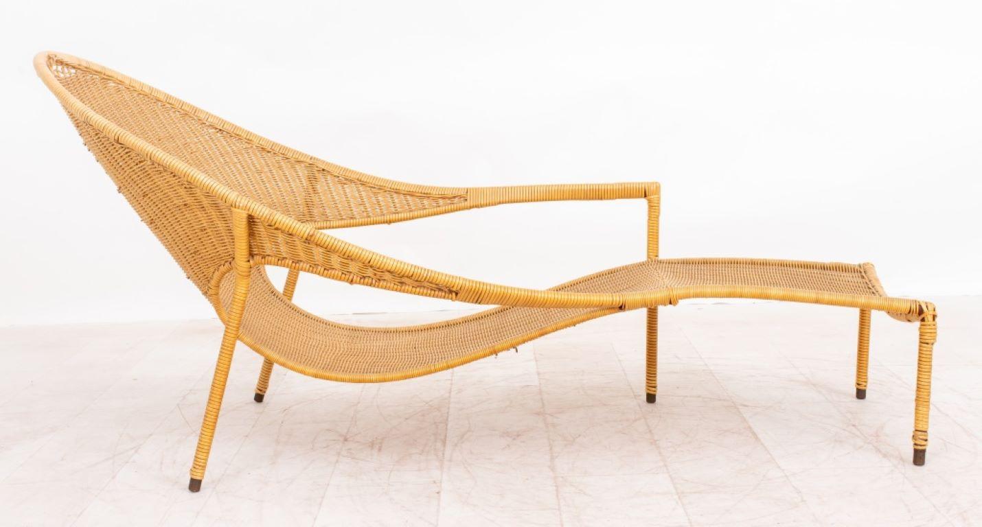 American Francis Mair Wicker Chaise Longue For Sale