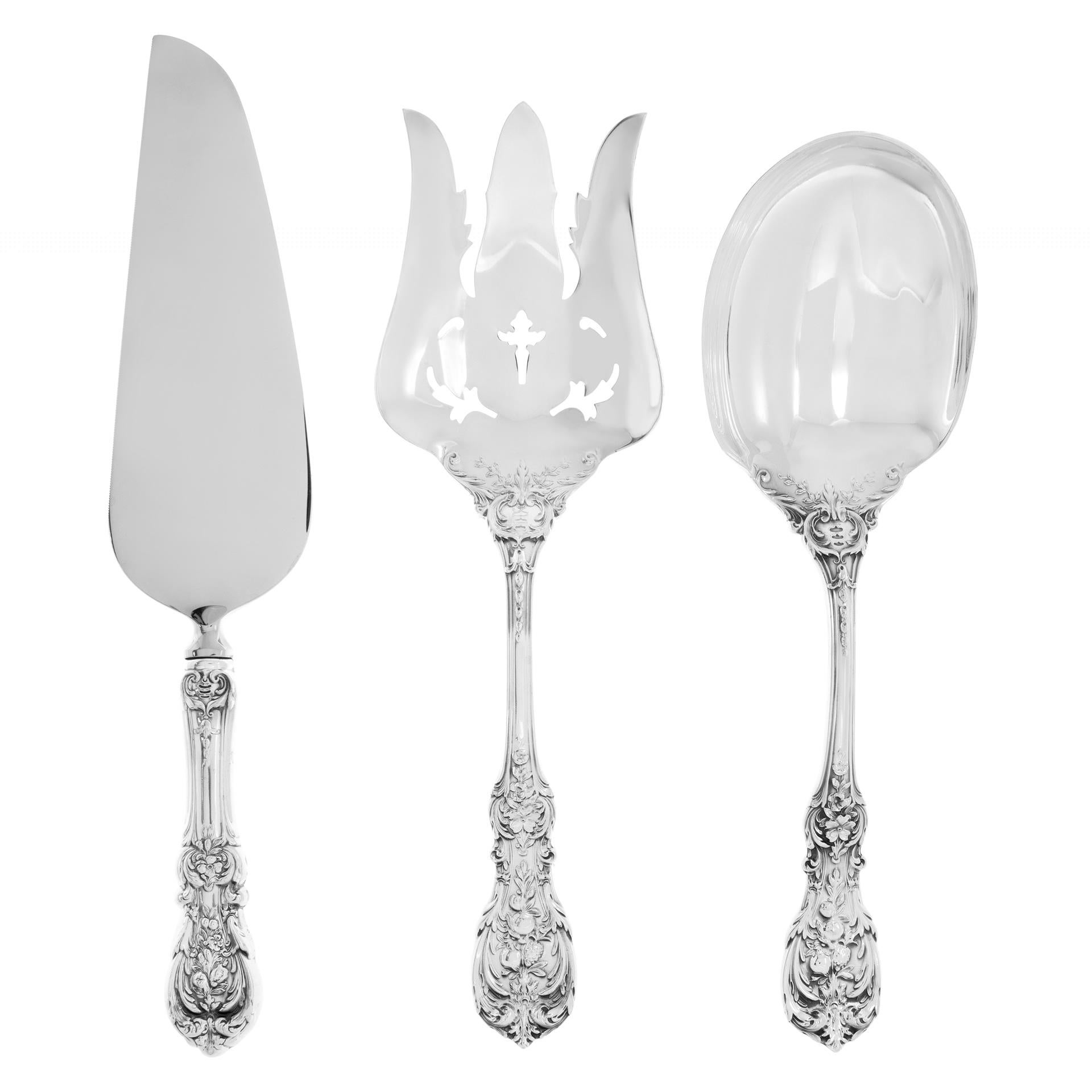 FRANCIS THE FIRST sterling silver flatware set patented in 1907 by Reed & Barton. 57 pieces- 4 place set for 7 (with xtras)+ 6 serving pieces. Over 77 troy ounces of .925 sterling silver (counting stainless steel blade pieces as 1.00 troy ounce