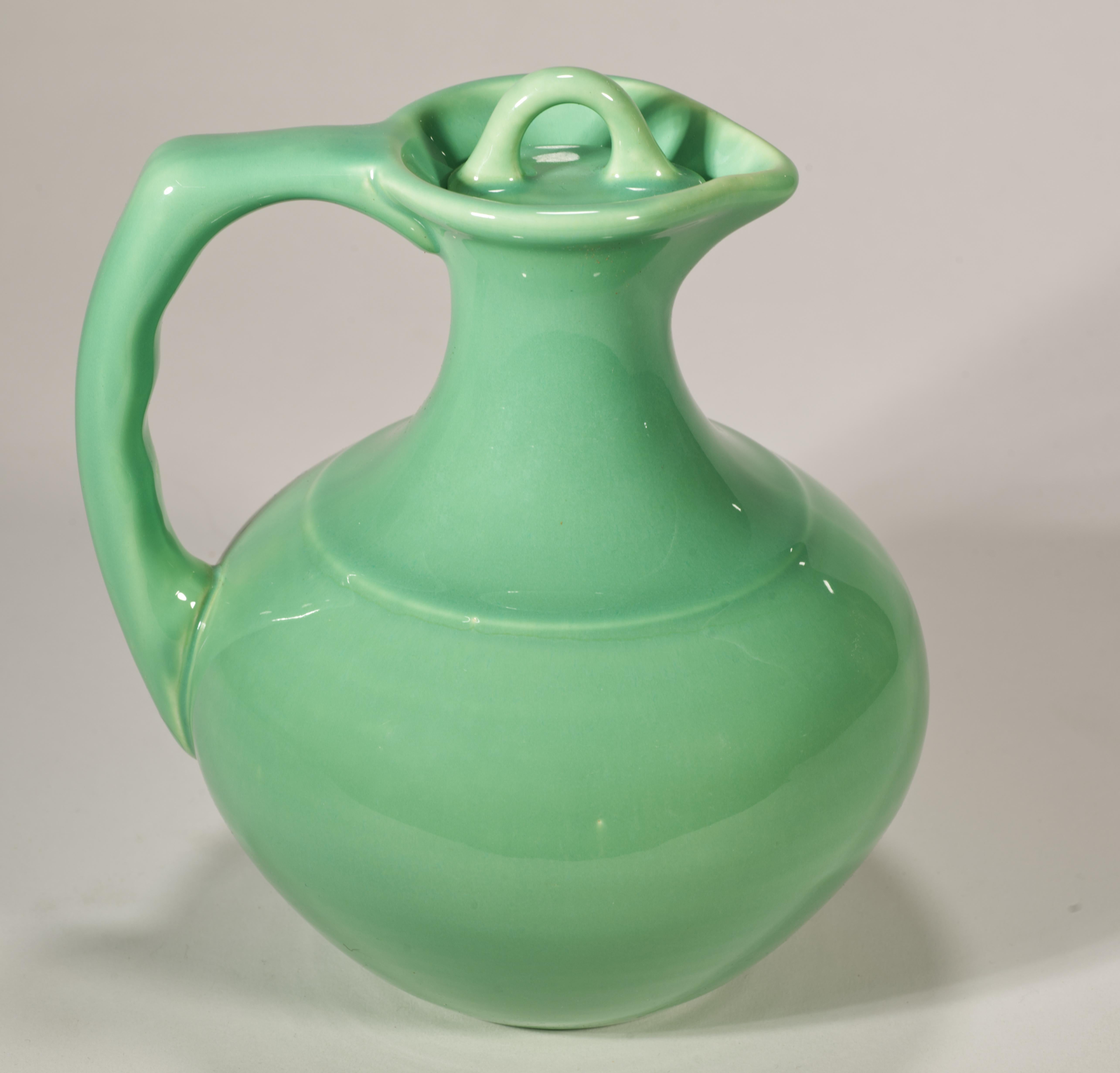Franciscan by Gladding McBean El Patio Jarra con Tapa, Verde Niebla Marina Años 30 Art Decó en venta
