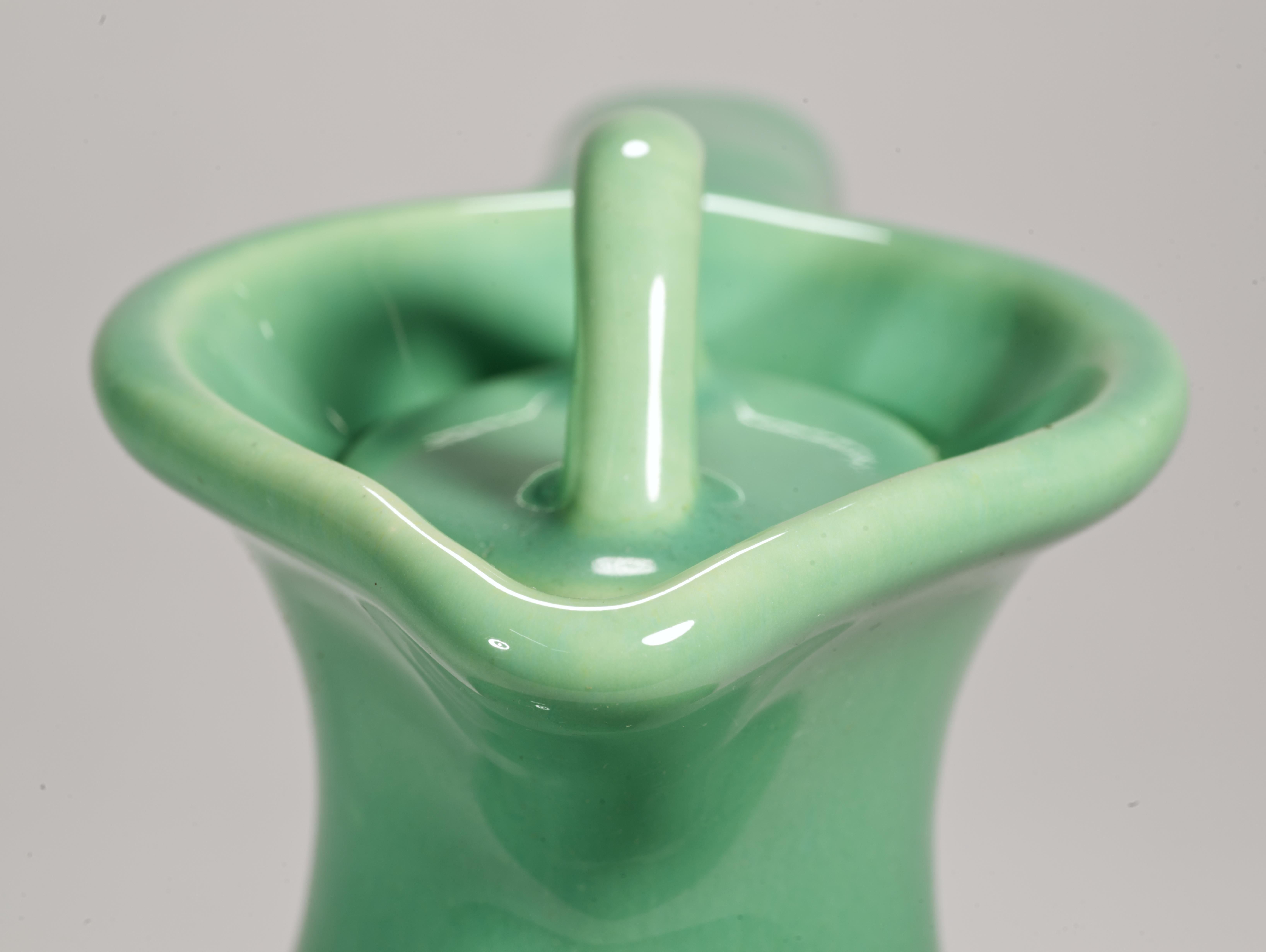 Franciscan by Gladding McBean El Patio Jarra con Tapa, Verde Niebla Marina Años 30 en Bueno estado para la venta en Clifton Springs, NY