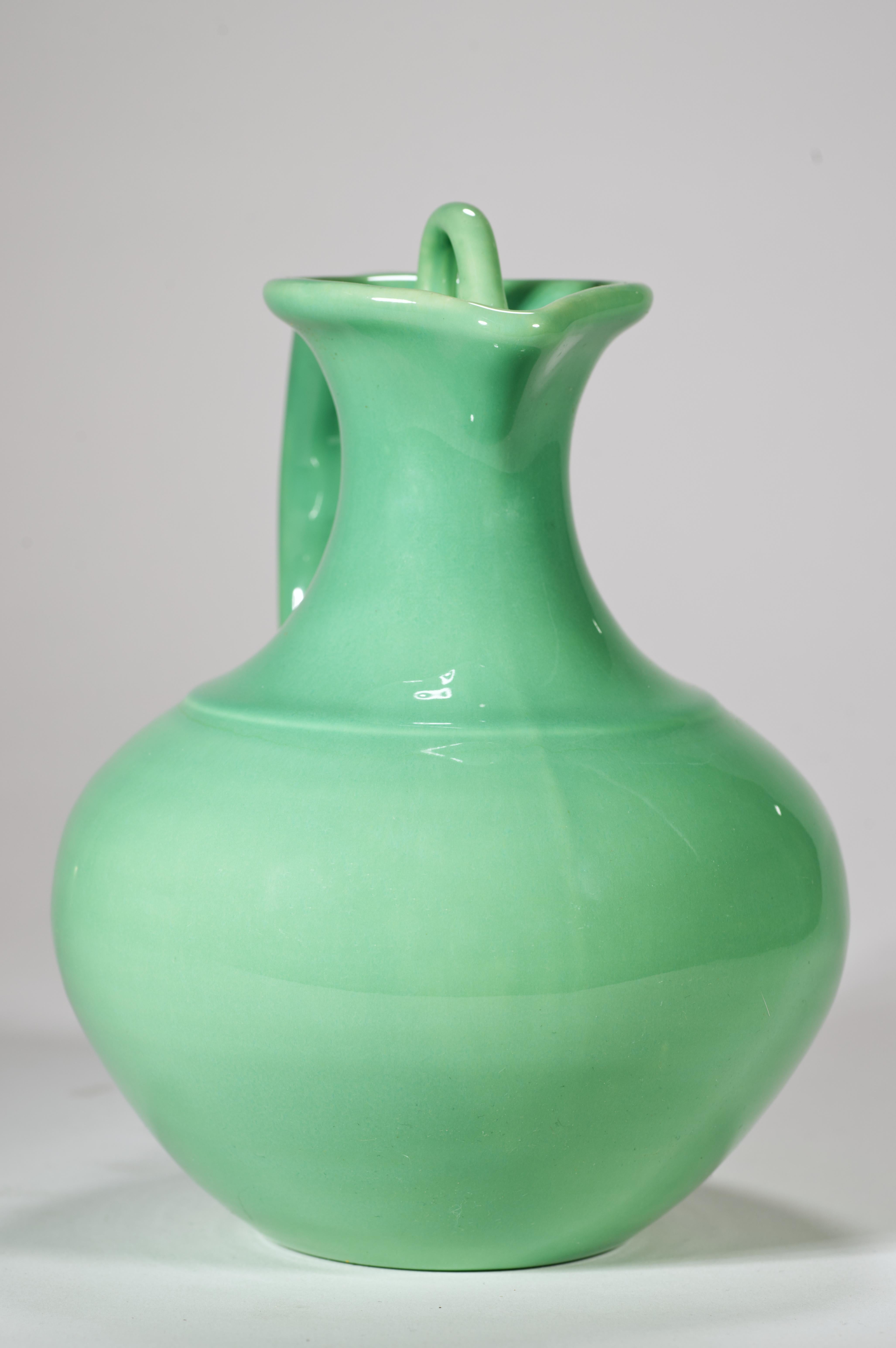 Franciscan by Gladding McBean El Patio Jarra con Tapa, Verde Niebla Marina Años 30 siglo XX en venta