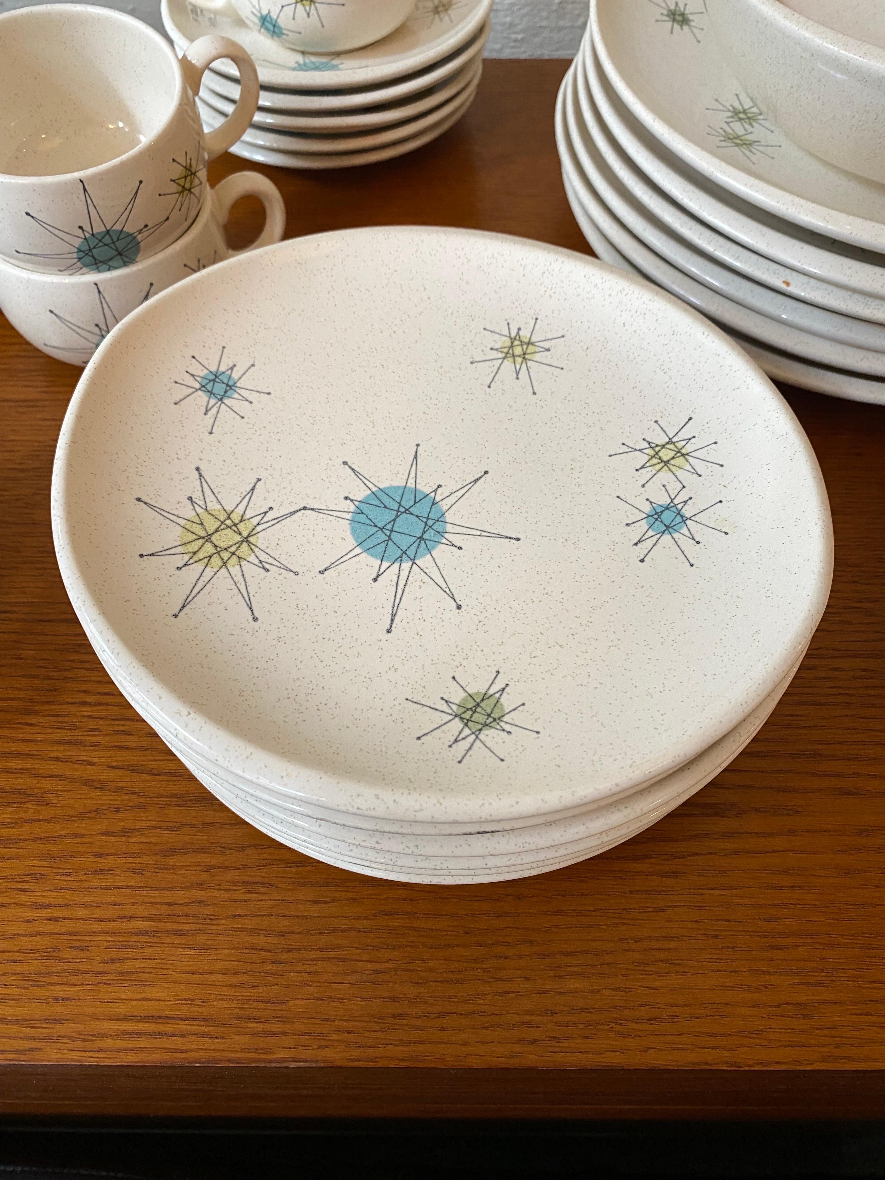 Set of Franciscan Dinnerware in the Starburst Pattern.
Set includes!
6 11