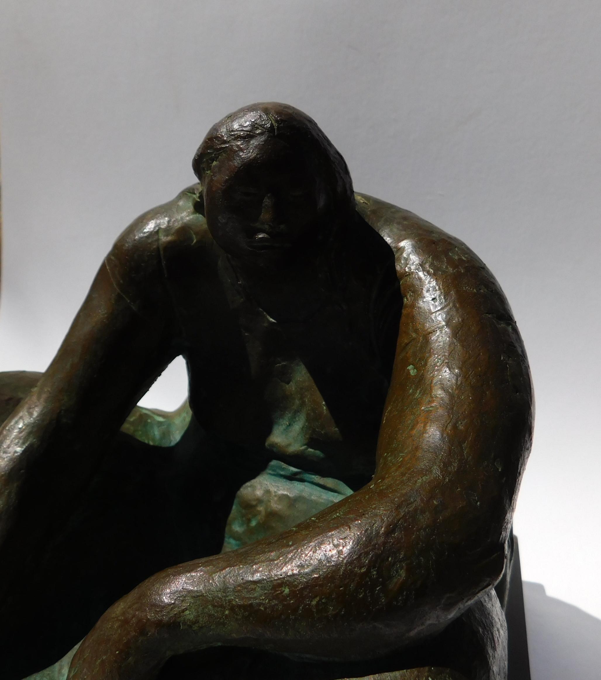 Francisco Zuniga bronze sculpture. Seated female. Edition: 5. 
#467 in the Zuniga catalog raisonne. Titled: 