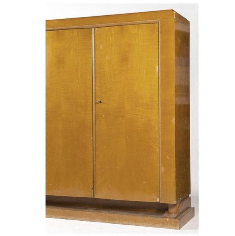 Art déco Francisque Chaleyssin Cabinet Art Déco en placage de sycomore, vers 1940 en vente