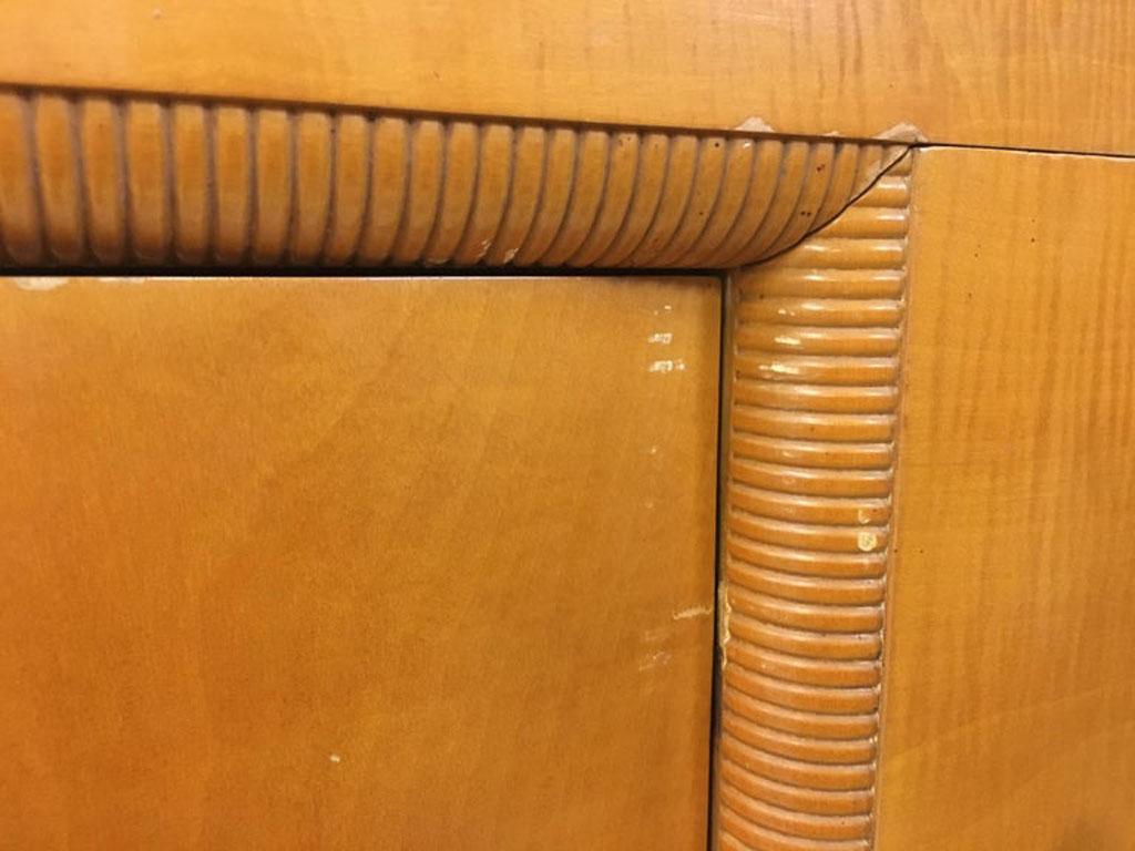 Francisque Chaleyssin Cabinet Art Déco en placage de sycomore, vers 1940 en vente 1