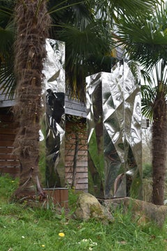 Franck K 2965 FK Bld, Set of Three 7.7-ft High Totem-Like Steel Sculptures