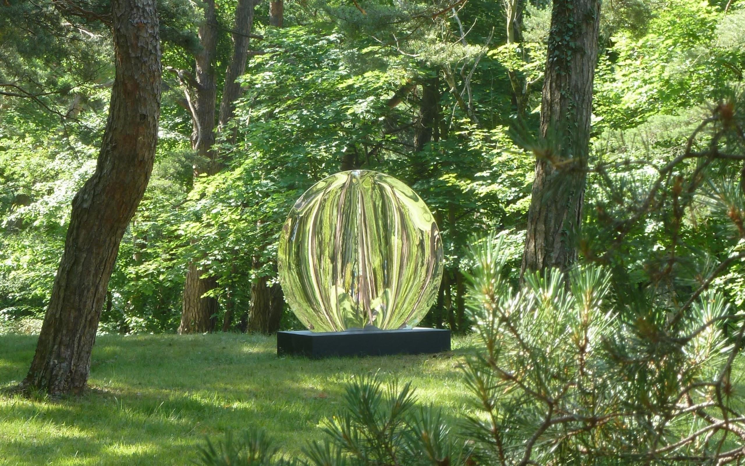 Miroir avec pli 148 de Franck K - Grande sculpture en acier inoxydable, reflet en vente 1