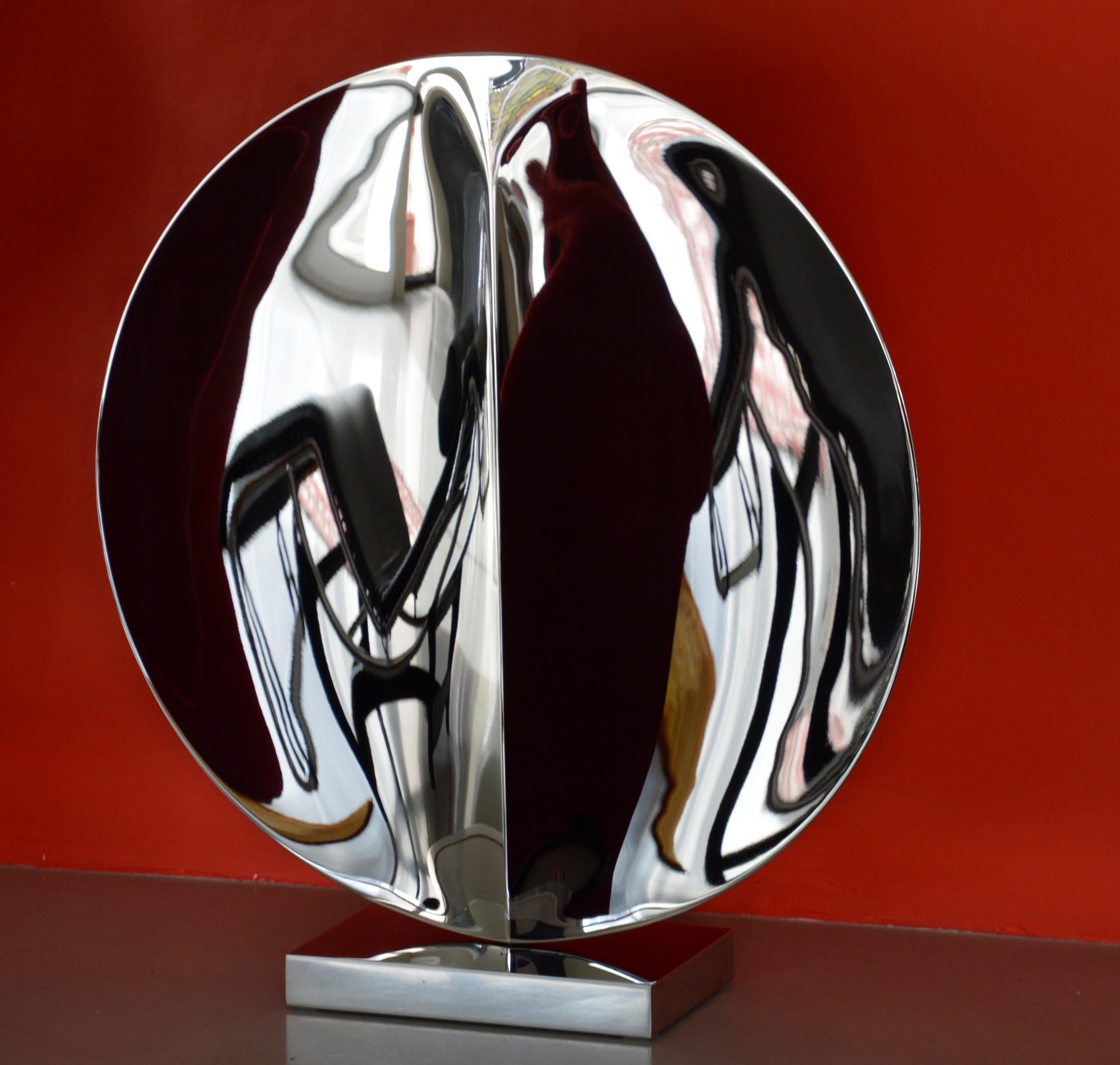 Mirror “with fold” I is a unique mirror-polished stainless steel sculpture and base by contemporary artist Franck K, dimensions are 77 × 73 × 20 cm (30.3 × 28.7 × 7.9 in). 
The sculpture is signed and comes with a certificate of authenticity.

The