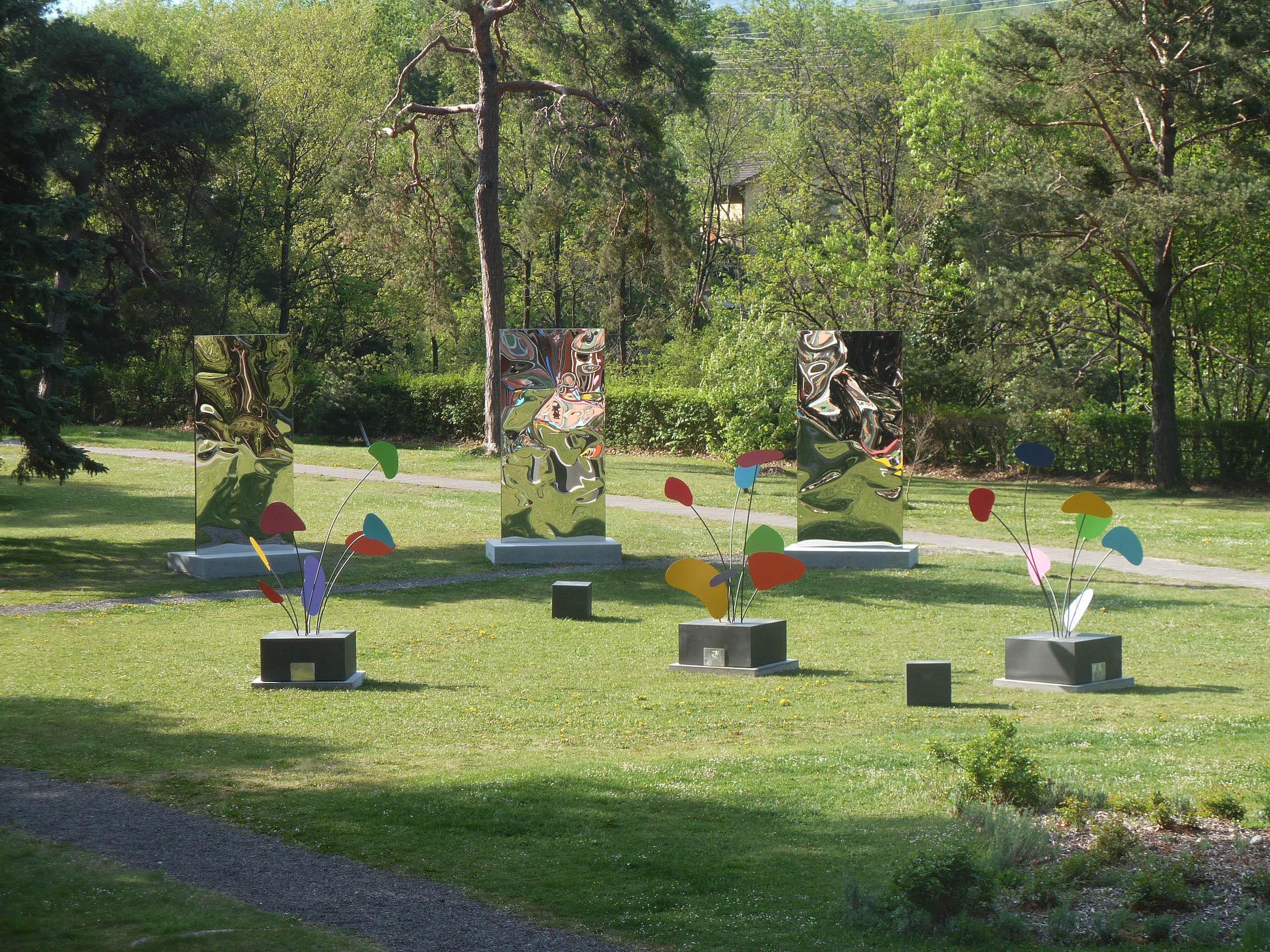 Psyché de Franck K - Installation de six sculptures, extérieur, colorées, acier en vente 2