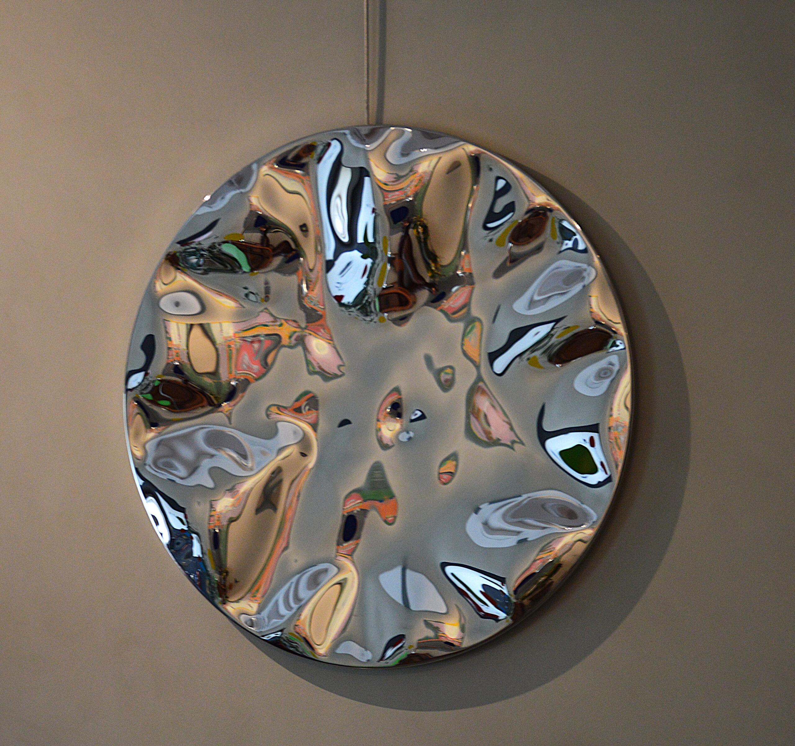 “Shattered” wall mirror I is a unique mirror-polished stainless steel sculpture by contemporary artist Franck K, dimensions are 97 × 97 × 3 cm (38.2 × 38.2 × 1.2 in). 
The sculpture is signed and comes with a certificate of authenticity.
This piece
