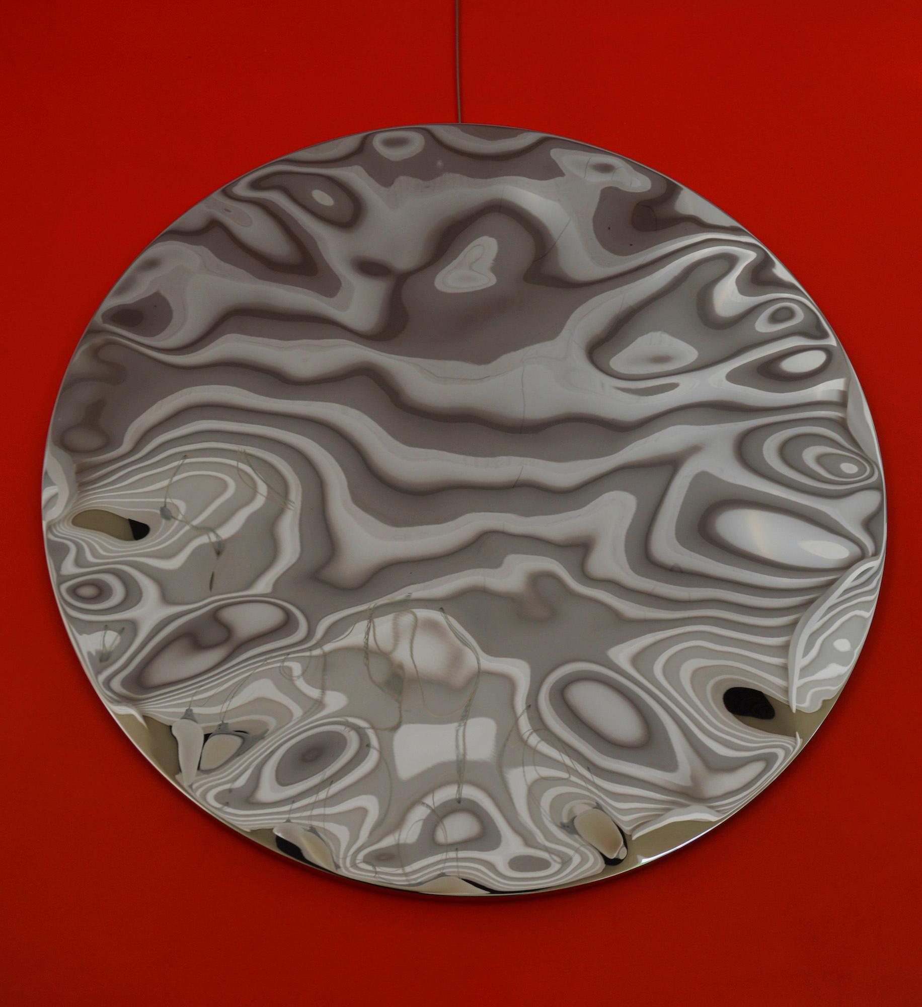 Miroir mural Shattered II de Franck K - Sculpture en acier inoxydable, reflet en vente 2