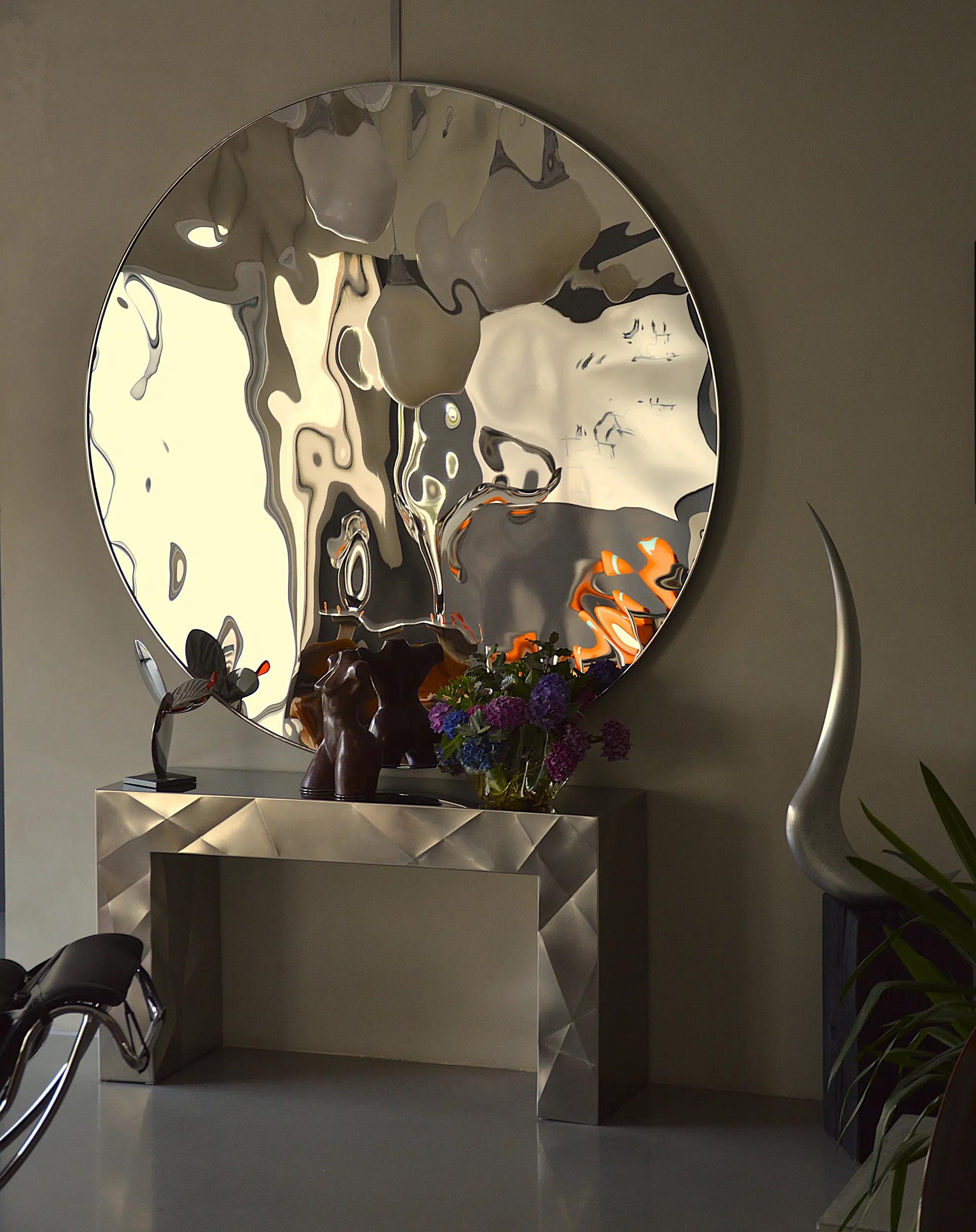 Shattered wall mirror IV by Franck K - Sculpture en acier inoxydable, art cinétique en vente 5